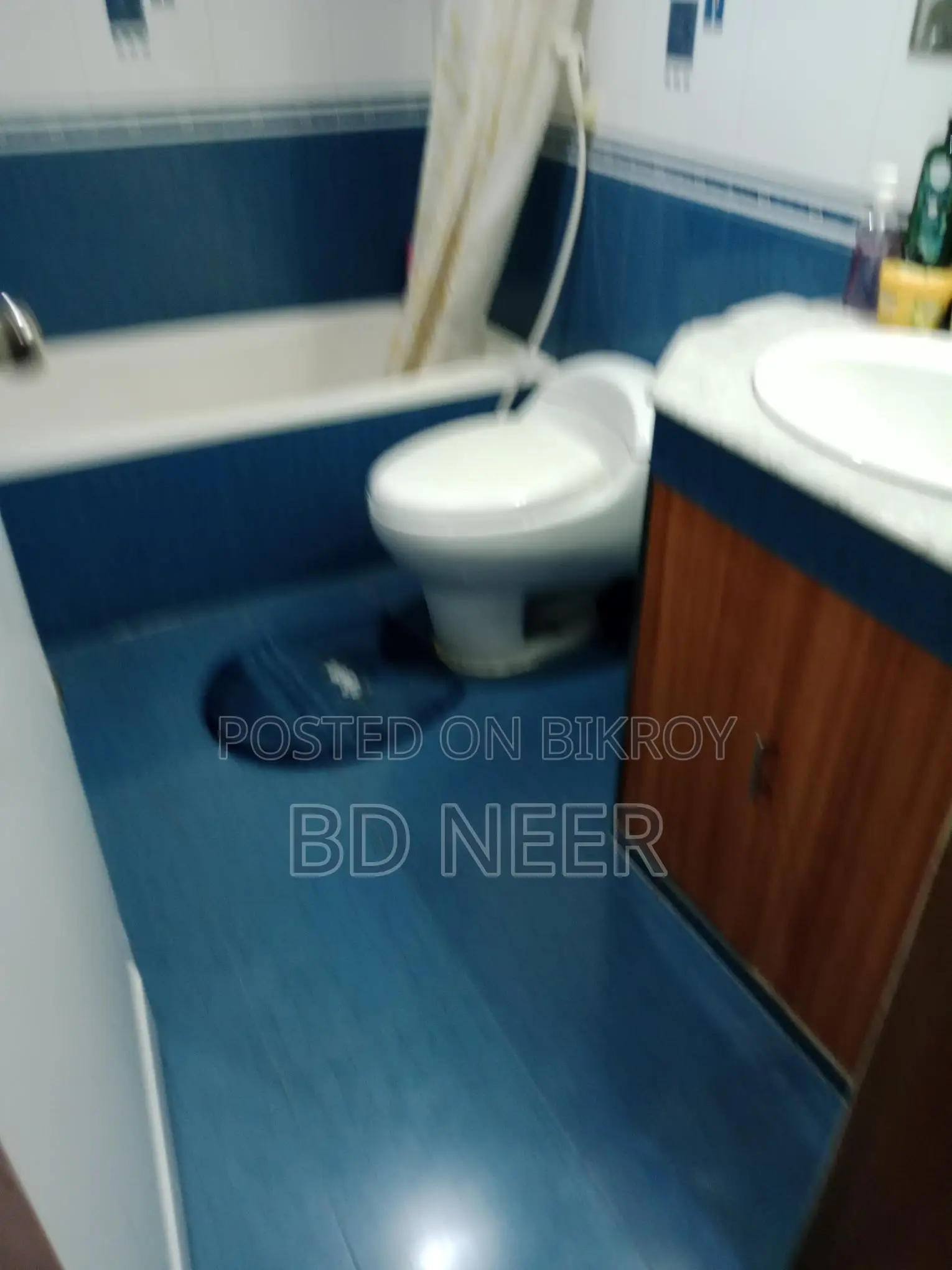 good looking semi furnish 3 Bed room apt rent in Gulshan in Gulshan