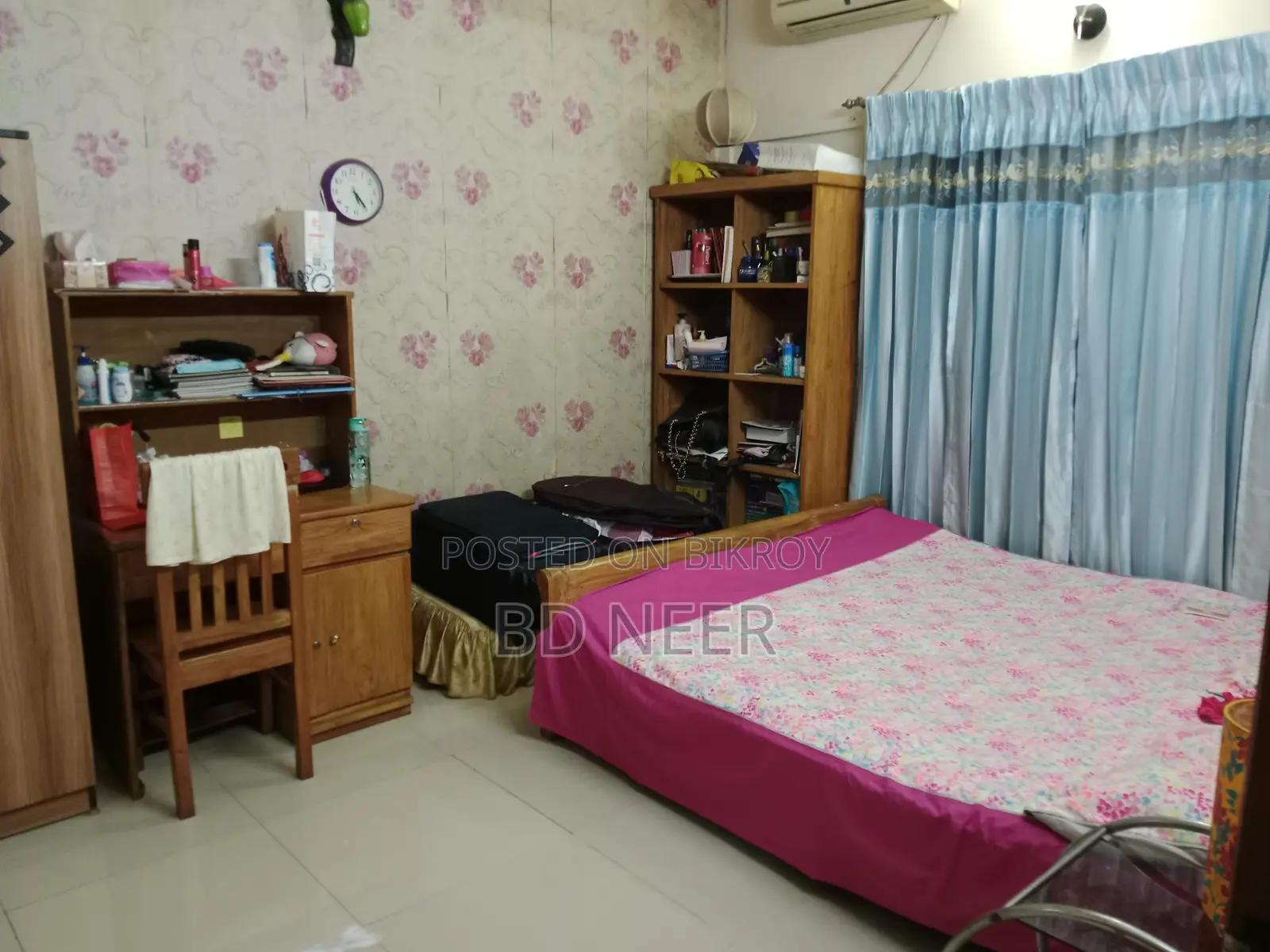 good looking semi furnish 3 Bed room apt rent in Gulshan in Gulshan