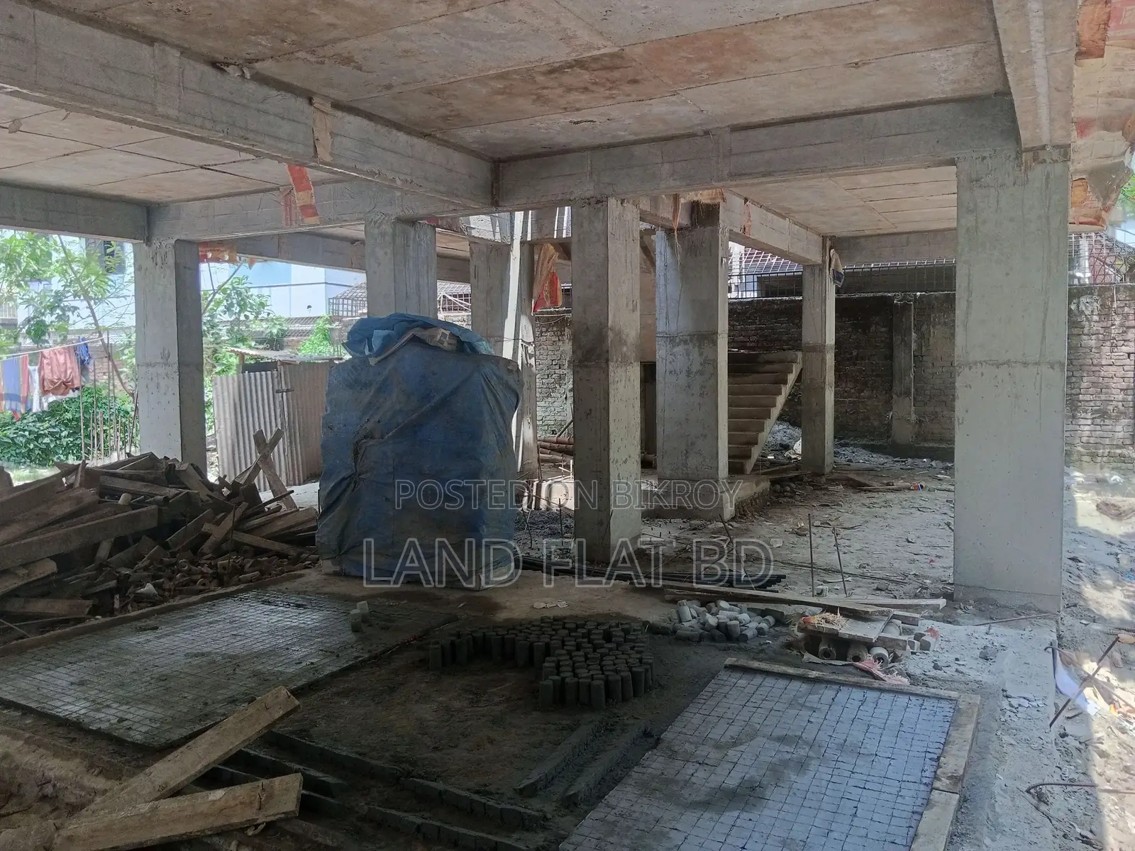 900 Sqft Flat for Sale in Chondrima Housing, Mohammadpur in Mohammadpur
