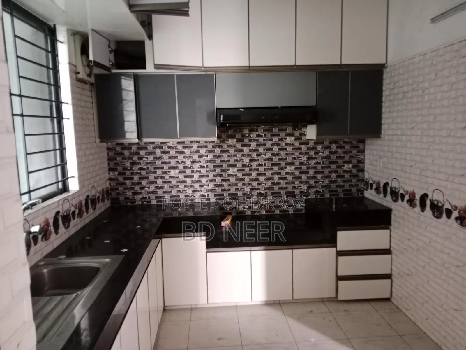 New 3 Bed room apt rent in banani North in Banani