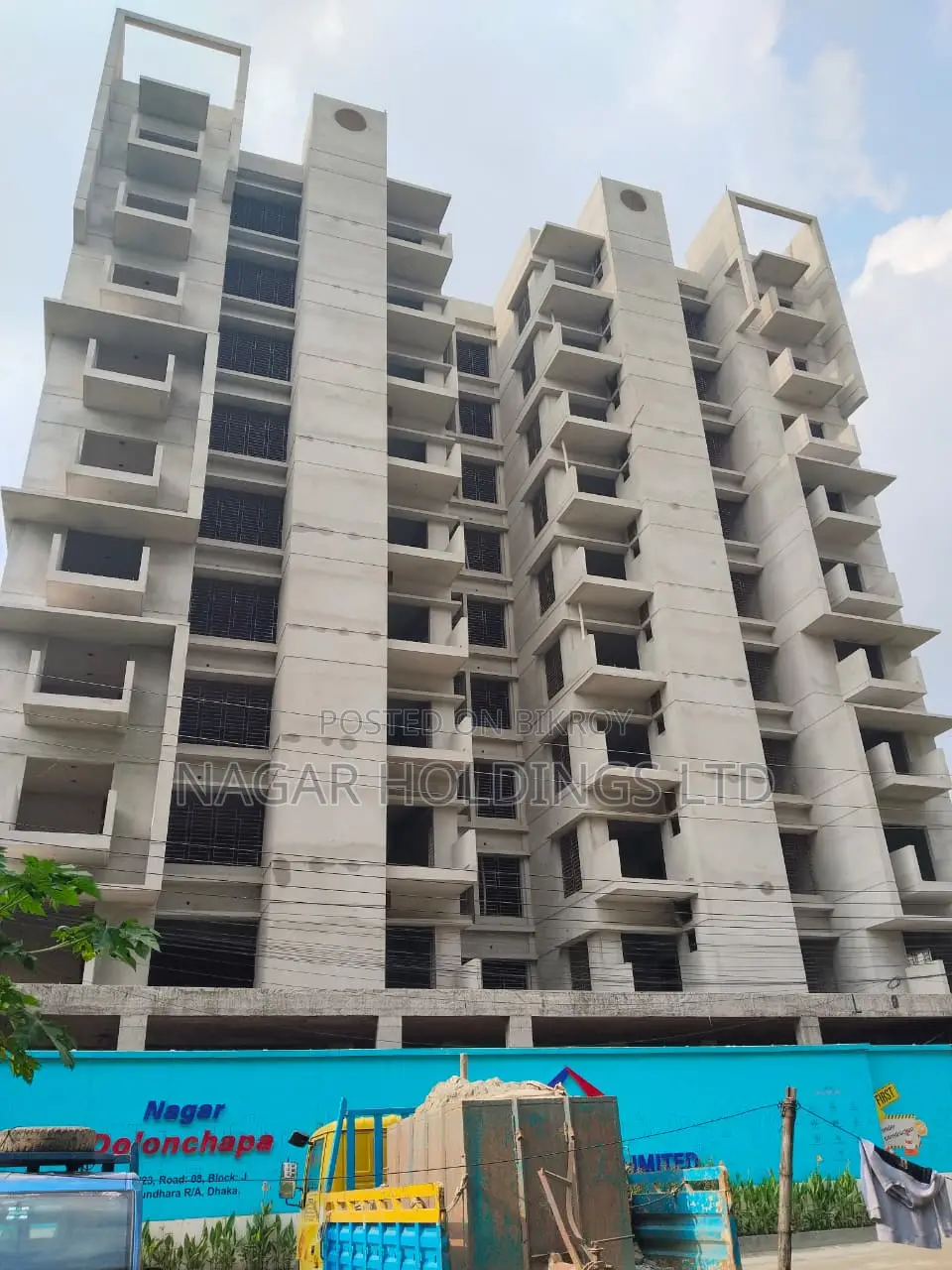 South Facing 2450 Sft Apartment sales at Bashundhara , J -Block, Dhaka in Mohammadpur