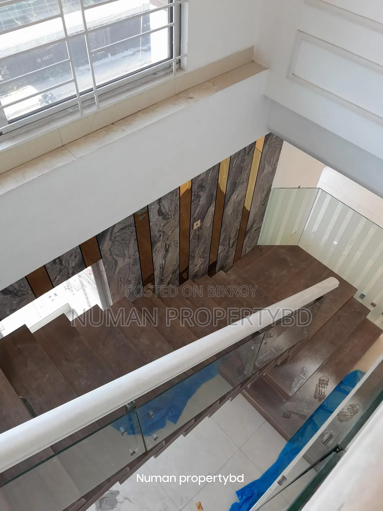 4300sq Semi Furnished Duplex 5-bedroom Flat Rent in Basundhara