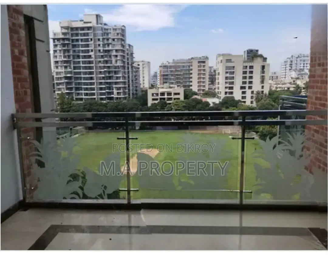 WELL DECORATED 5 BED SAMIFURNISHED FLAT RENT IN GULSHAN 2 MEDDLE in Gulshan