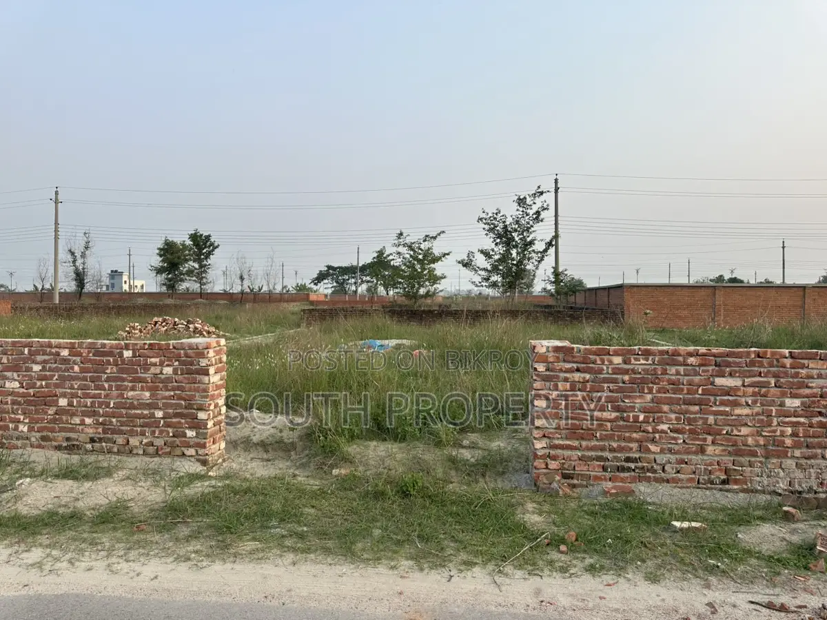 4-Katha, P-Block, Urgent Sell, Bashundhara R/A in Basundhara