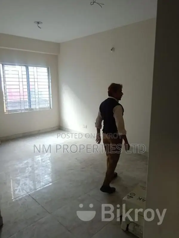 Buy a 1350 sq ft flat with installment facilities at Monipur, 60 Feet, Mirpur 2 in Mirpur