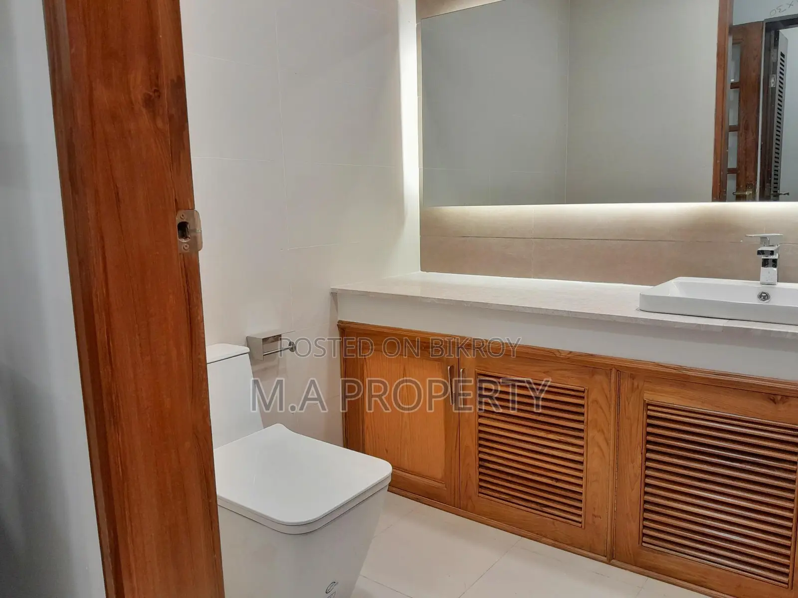 Semi furnished apartment rent Gulshan 2 in Gulshan
