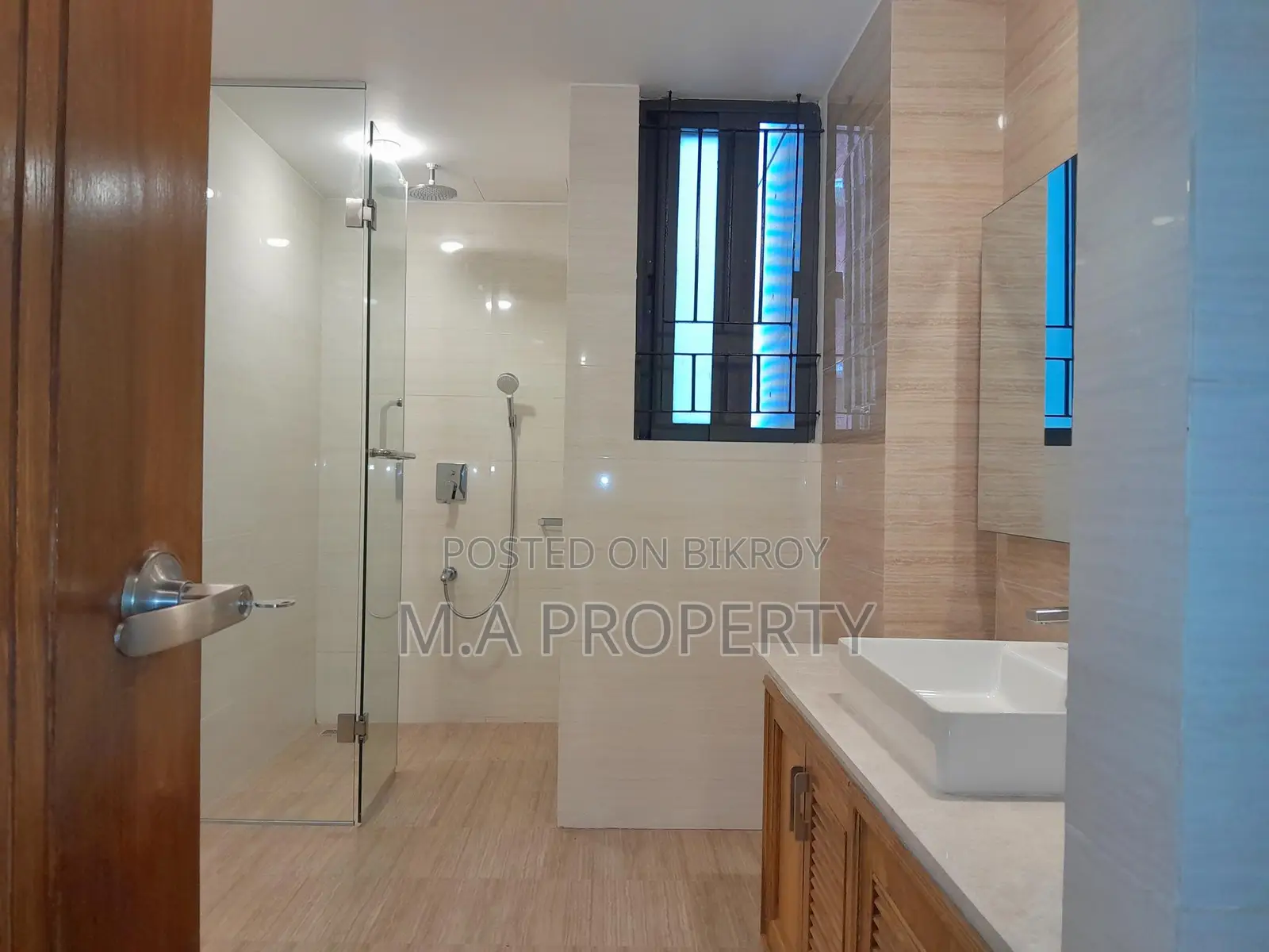 Semi furnished apartment rent Gulshan 2 in Gulshan