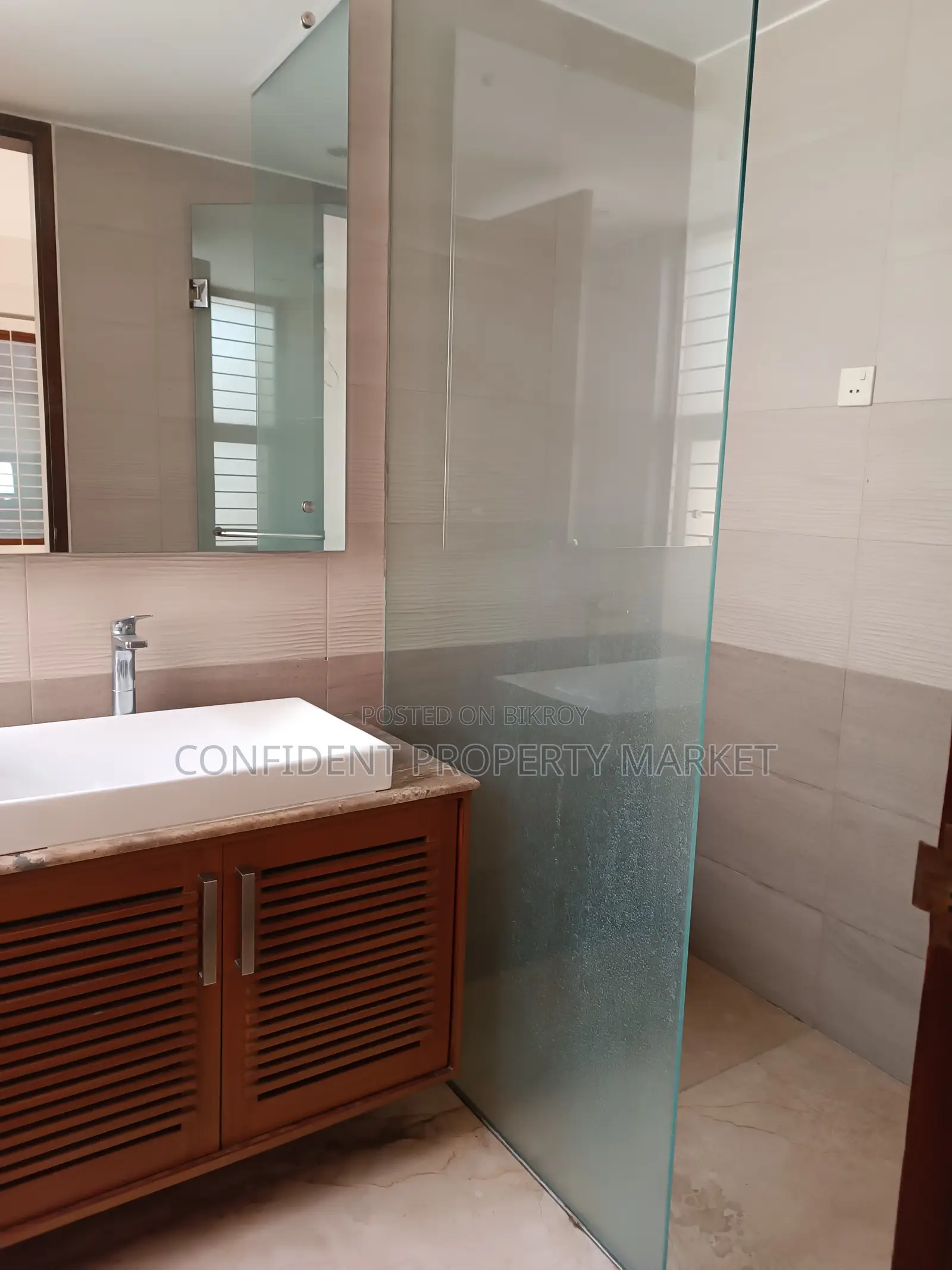 Semi Furnished Flat Rent in Baridhara