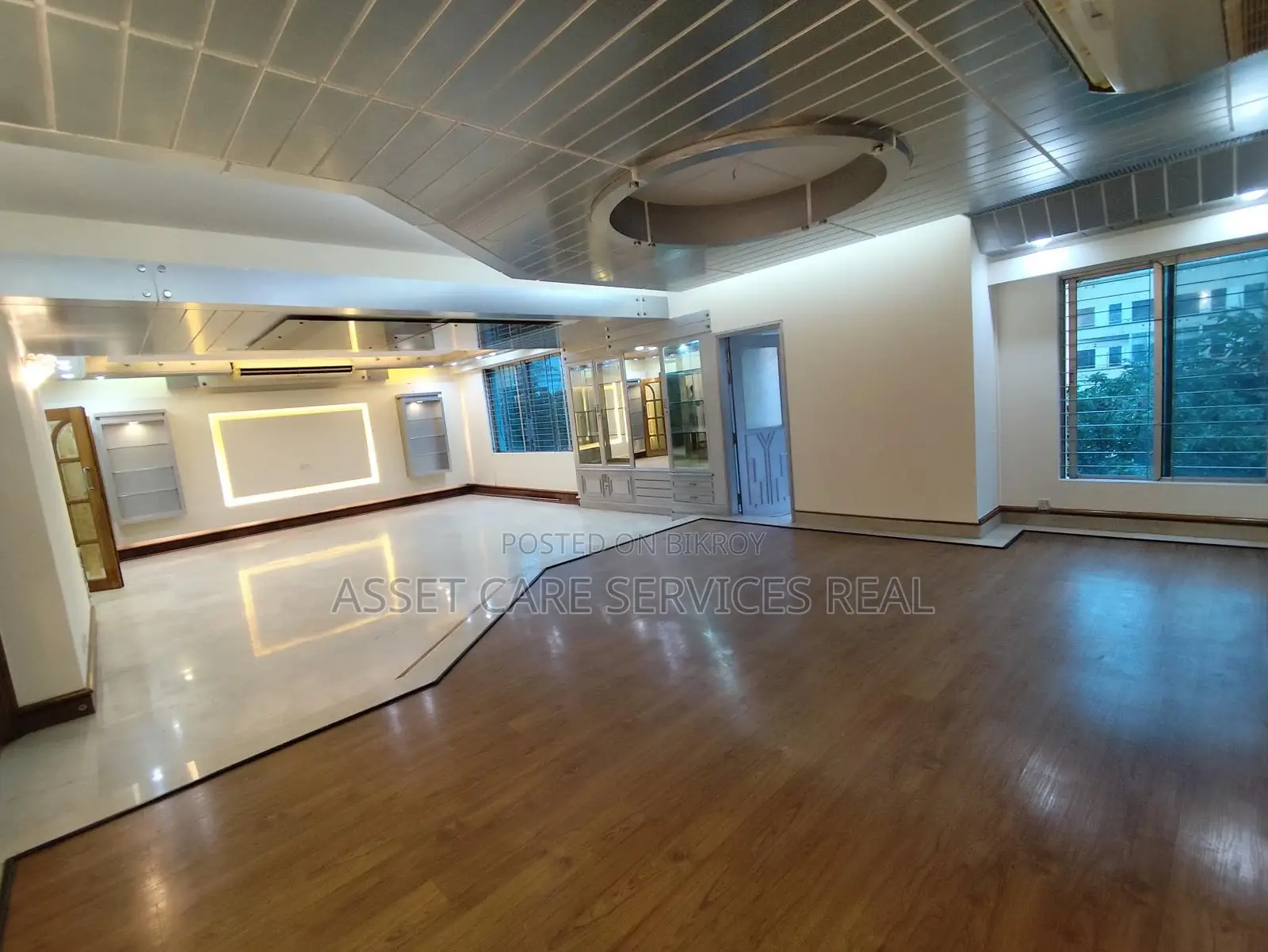5676-Sqft Duplex 5-Bed Luxury Apartment for Rent in Baridhara Diplomatic Zone in Baridhara