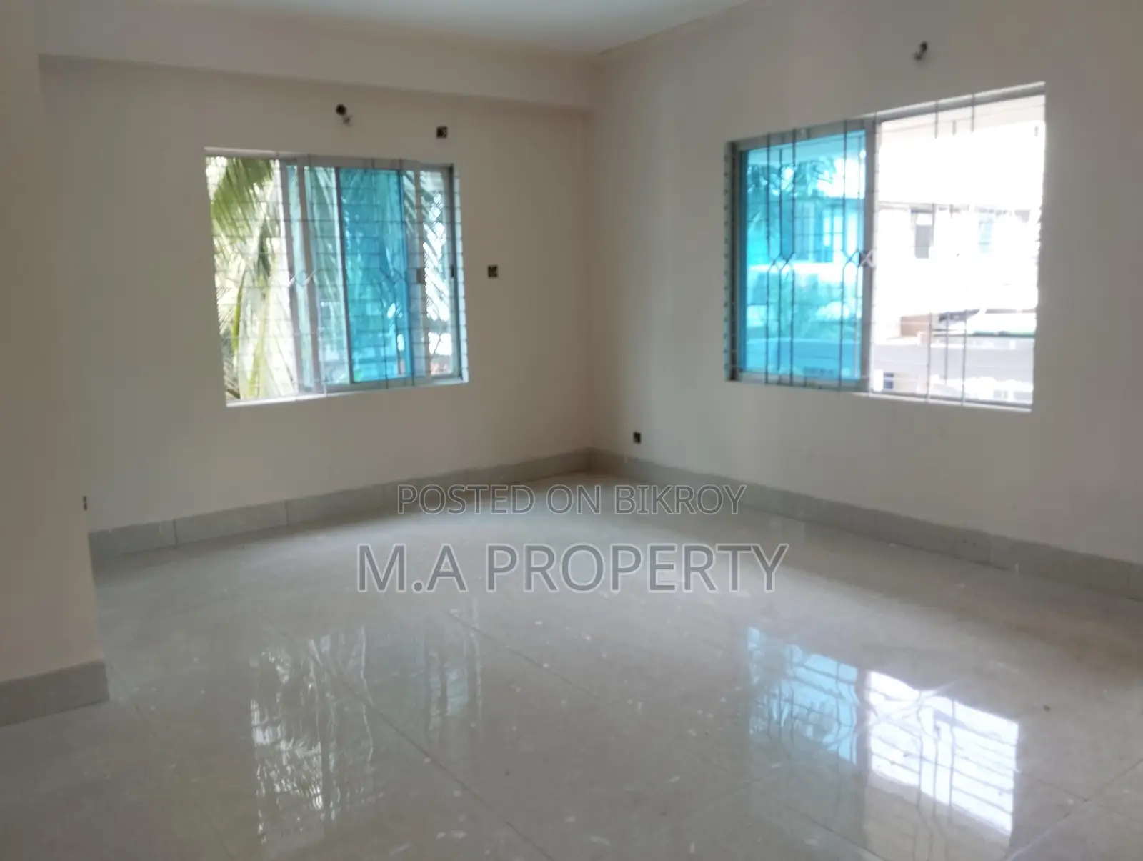 EXCLUSIVE NEW RENOVATED 2650 SFT 4BED OFFICE APARTMENT RENT GULSHAN 2 in Gulshan