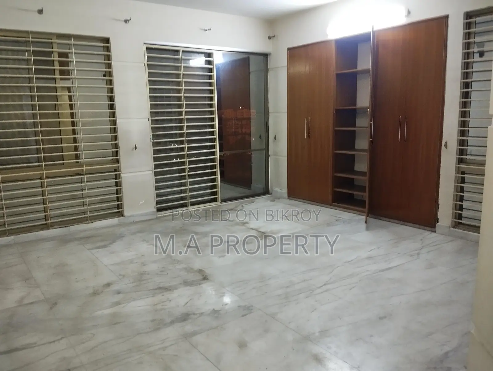 EXCLUSIVE UNFURNISHED FLAT RENT IN GULSHAN I in Gulshan