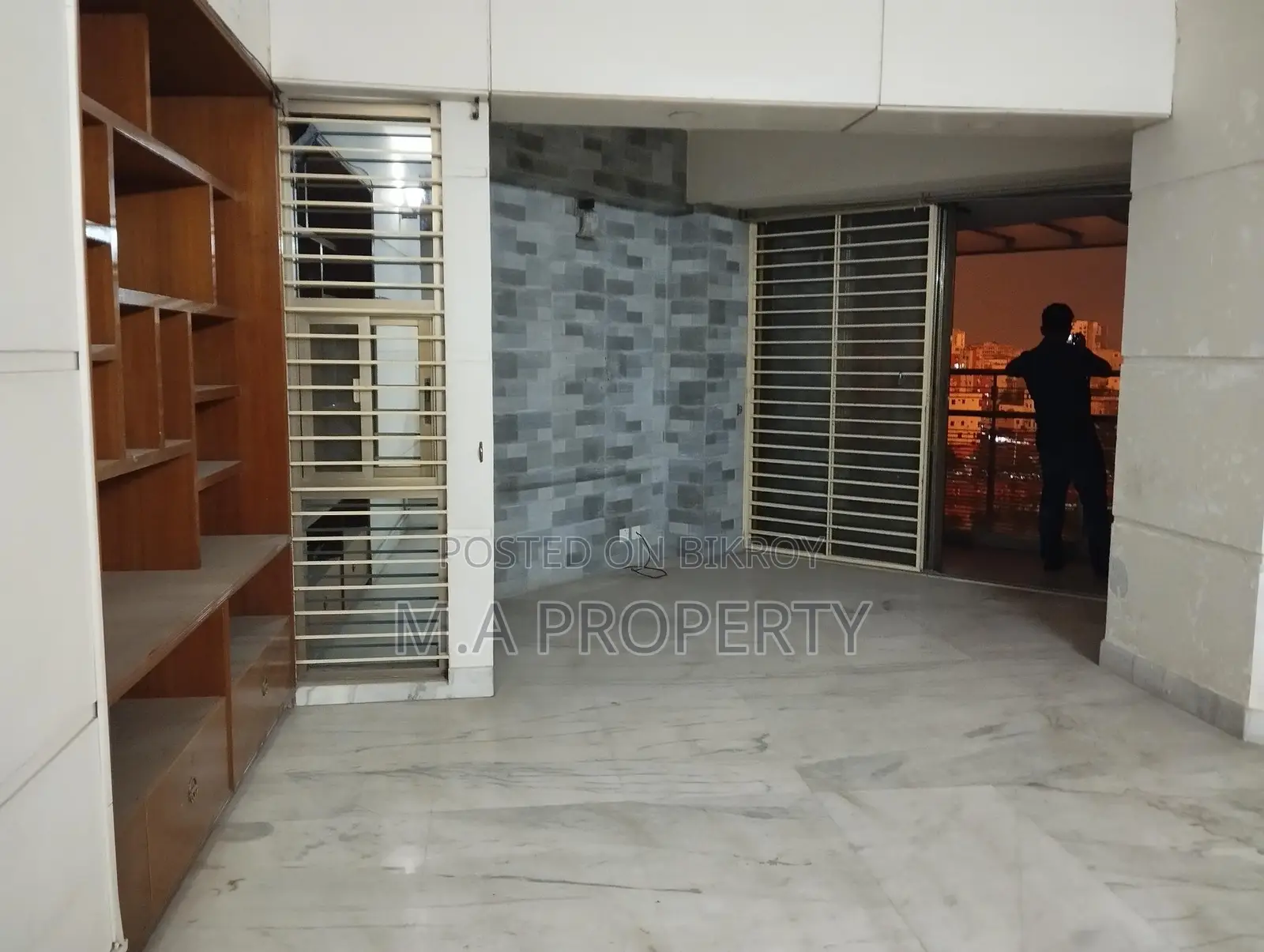 EXCLUSIVE UNFURNISHED FLAT RENT IN GULSHAN I in Gulshan