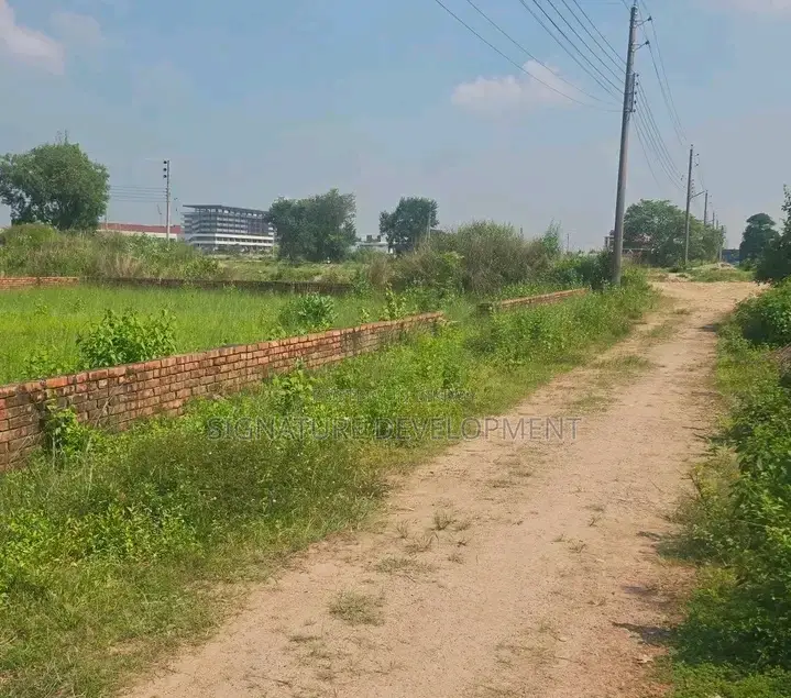 N-Block // 5 Katha // Near Sports Complex // Plot for Sale.. Bashundhara R/A. in Basundhara