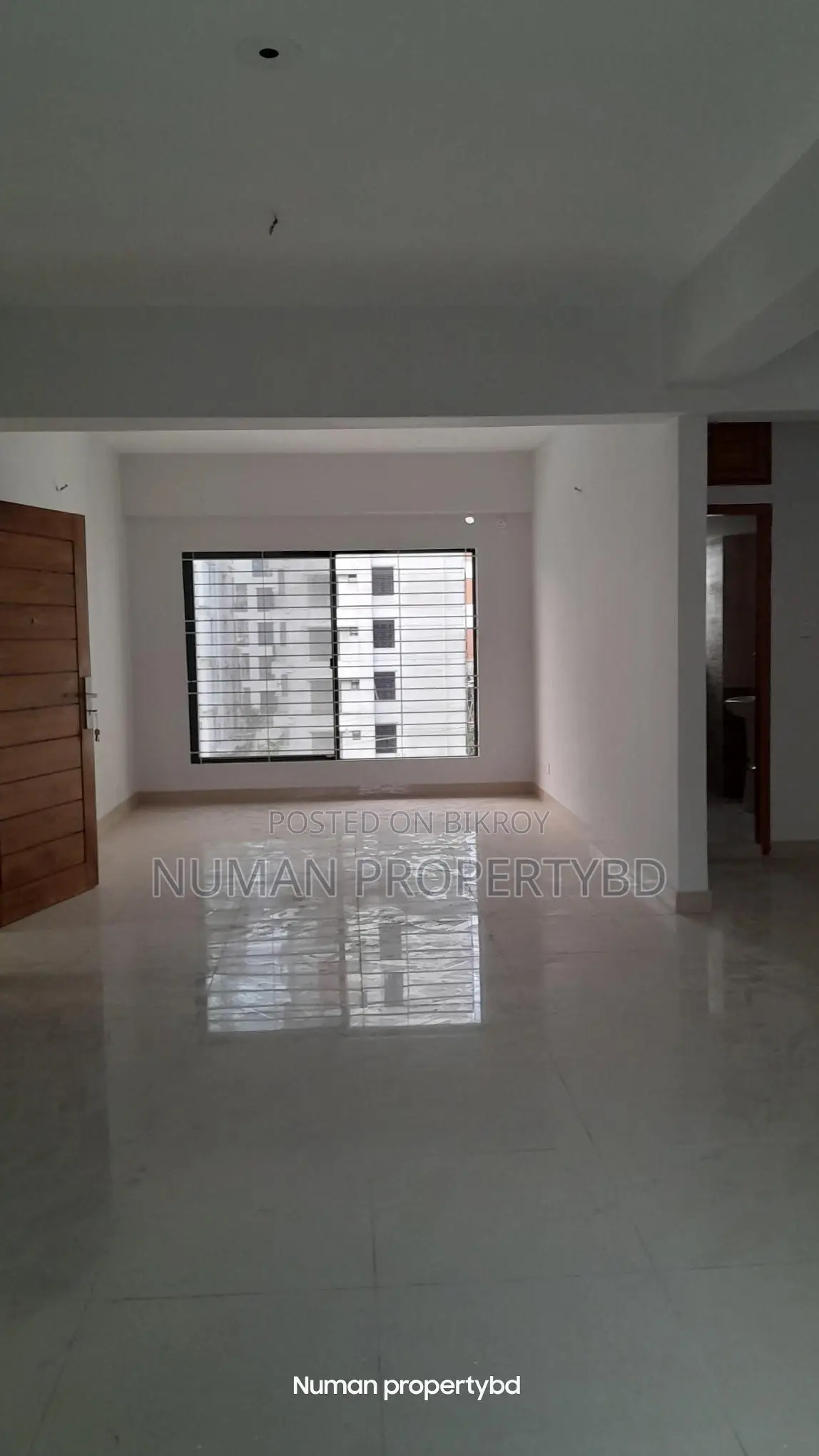 2400 sq ft 3 bedroom new luxurious semi-furnished flat for rent in Basundhara