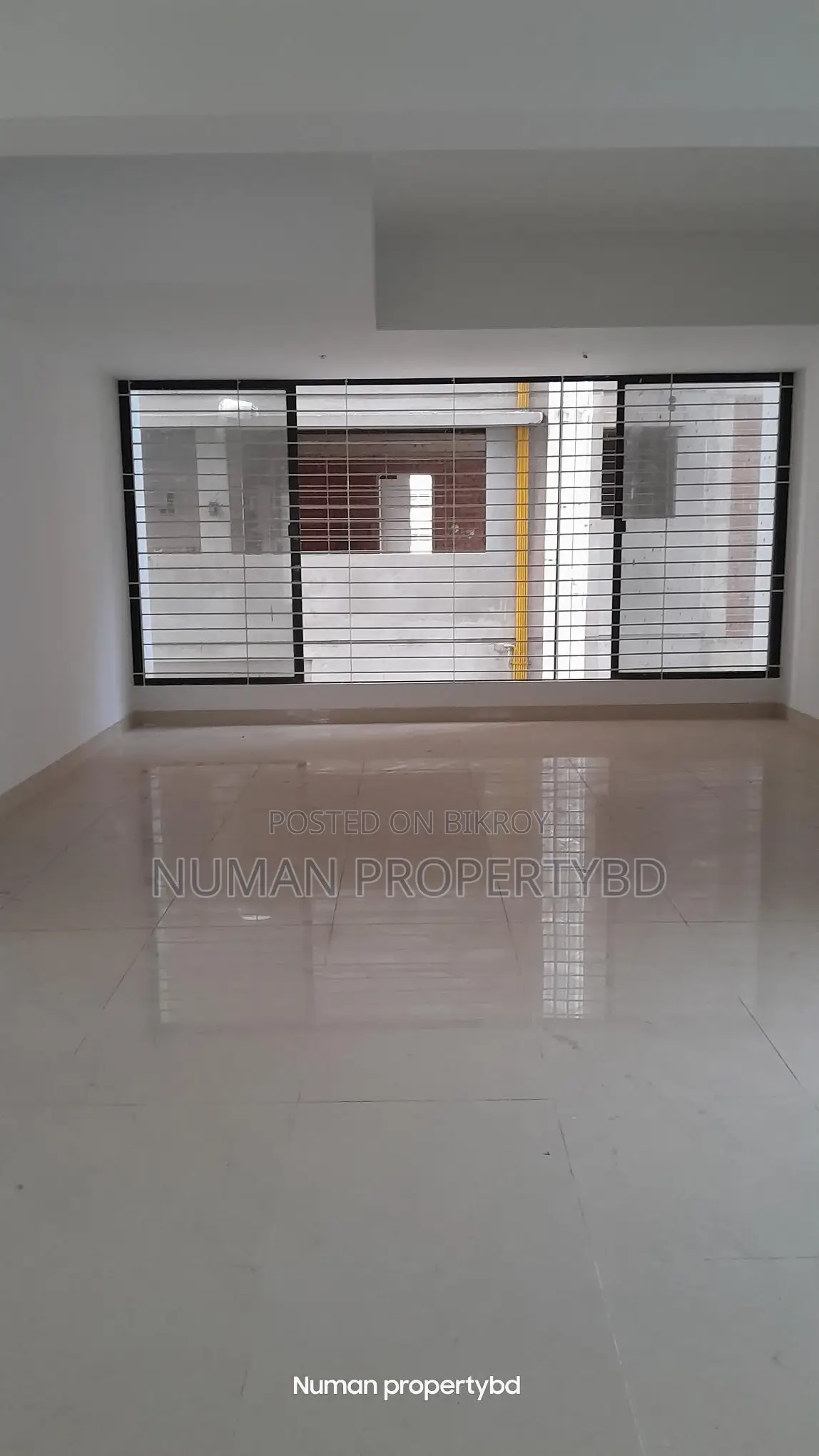 2400 sq ft 3 bedroom new luxurious semi-furnished flat for rent in Basundhara
