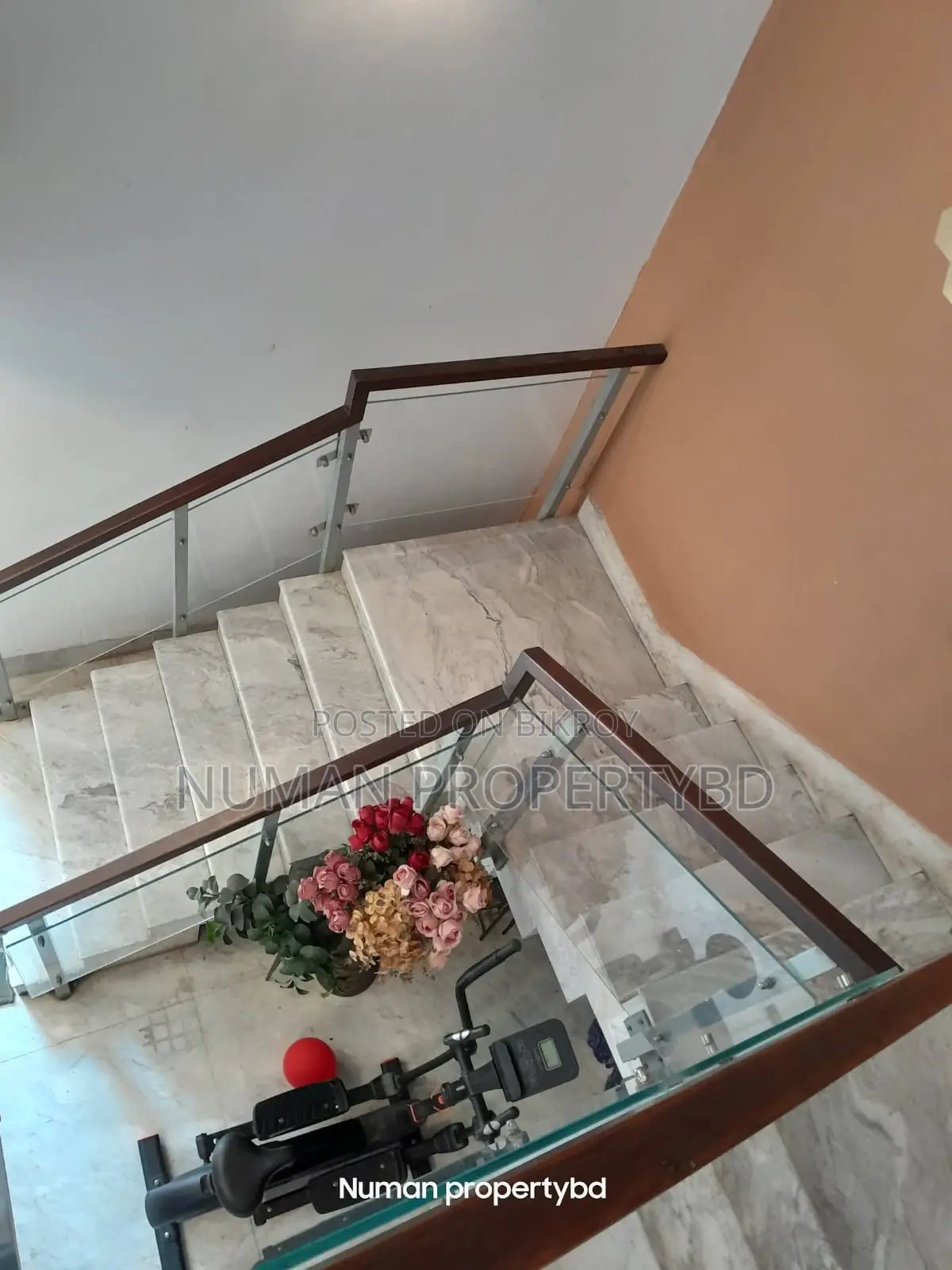 South-facing 4400 sq ft duplex 5 bedroom luxurious semi-furnished flat for rent in Basundhara