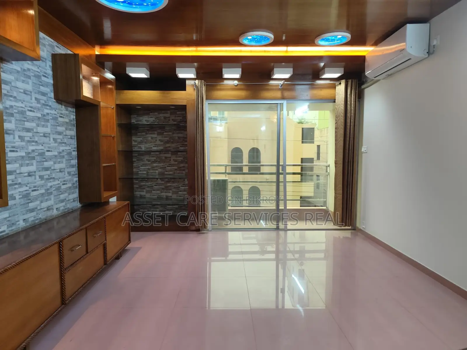 3200-Sft Semi-Furnished Office Space Rent Baridhara Diplomatic Zone in Baridhara