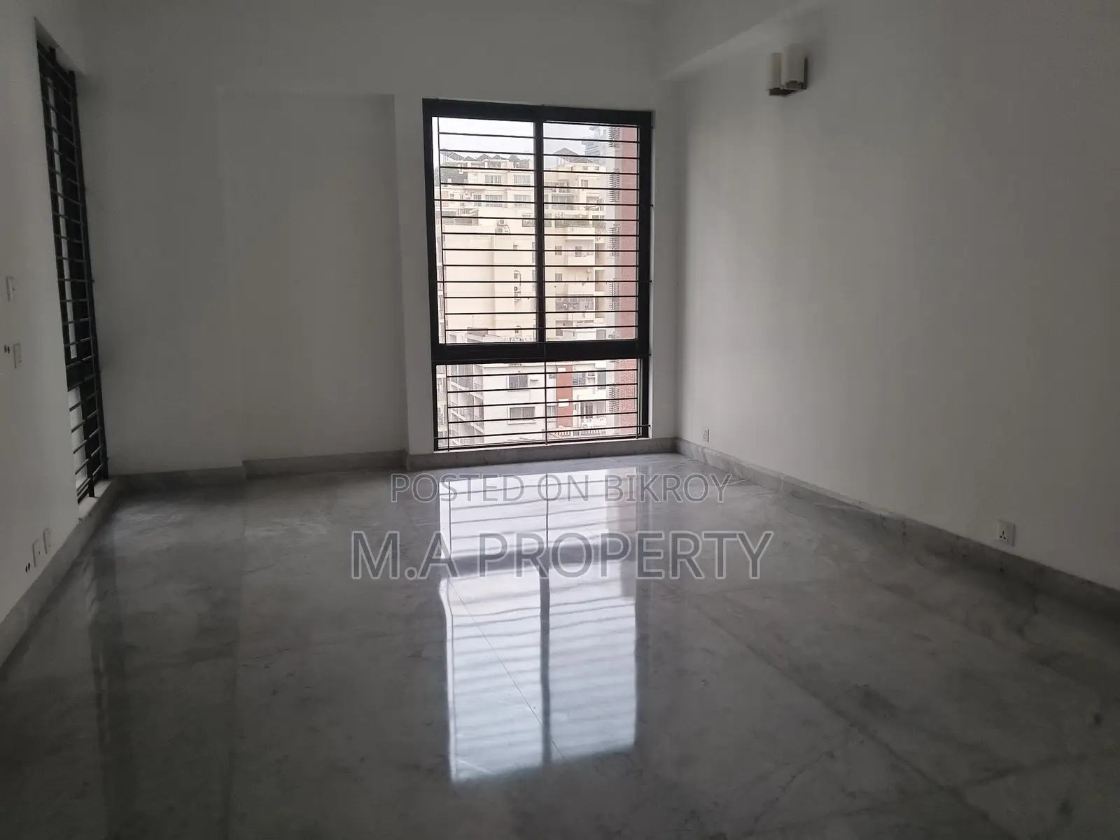 4-Bed Apartment Rent Gulshan North gym+swimming in Gulshan
