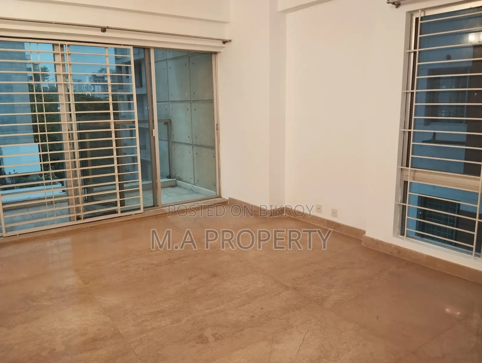 SAMI NEW 4 BED UNFURNISHED FLAT RENT IN GULSHAN 2 MEDDLE in Gulshan
