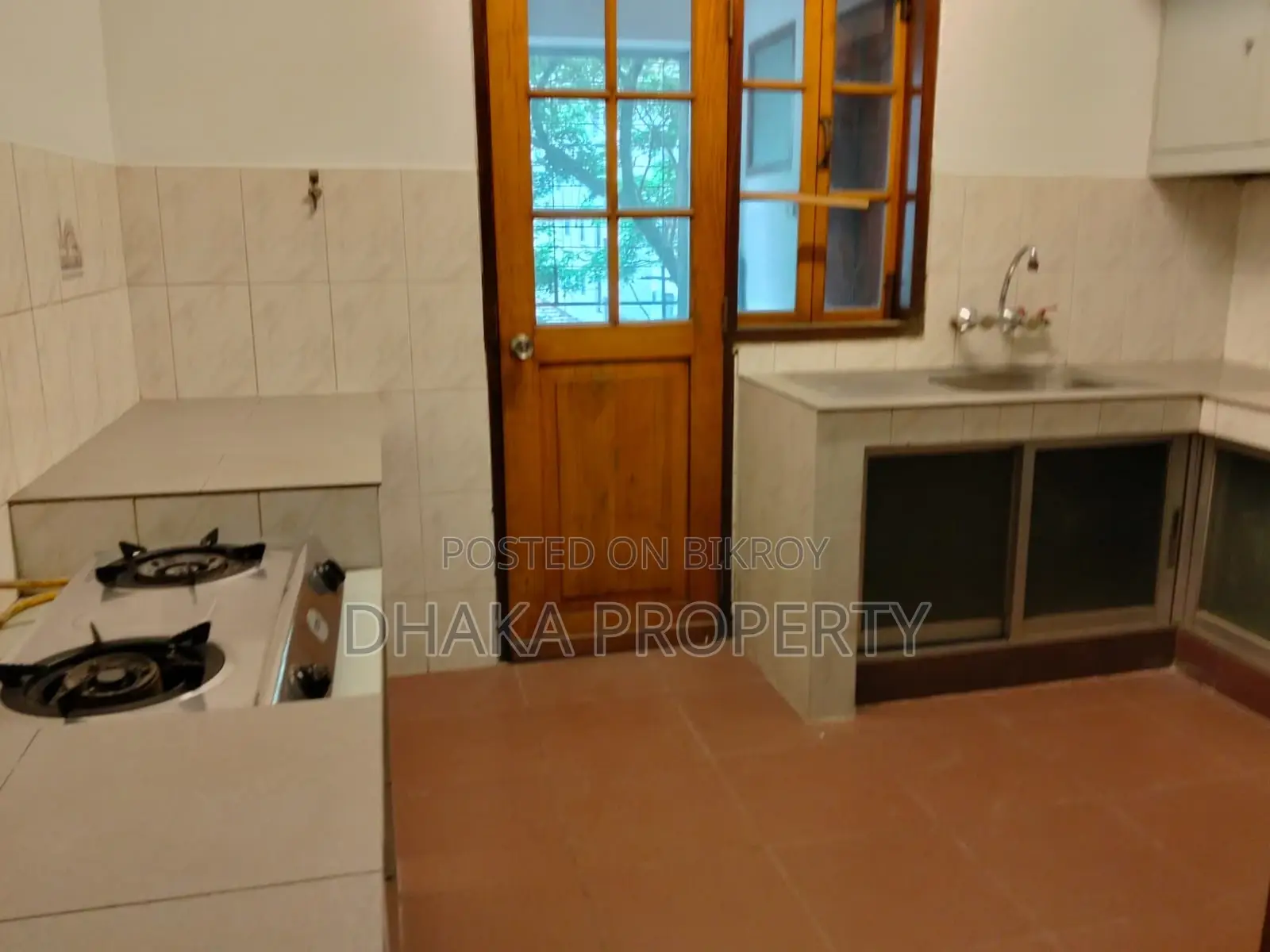 3Bed Wonderful Corner Plot Flat Rent at Baridhara Diplomatic Zone in Baridhara