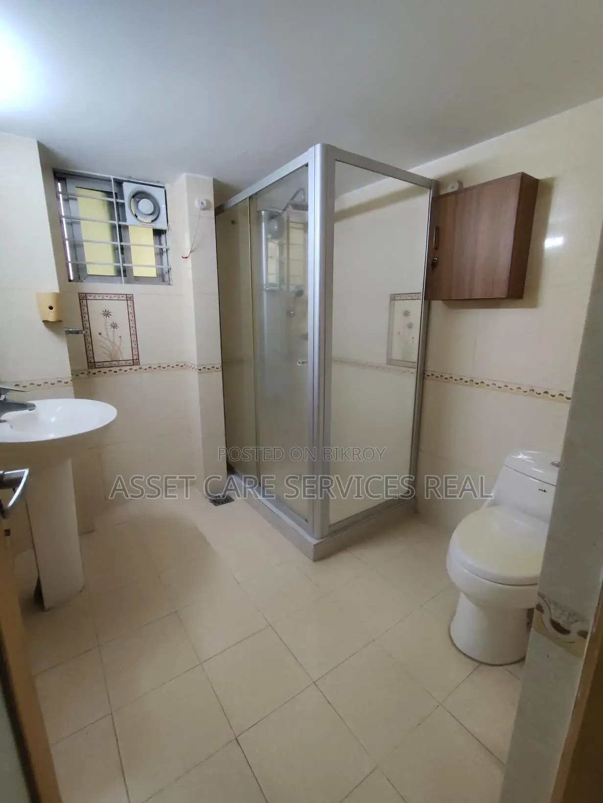 3200-Sqft Office Space for Rent in Baridhara Diplomatic Zone in Baridhara