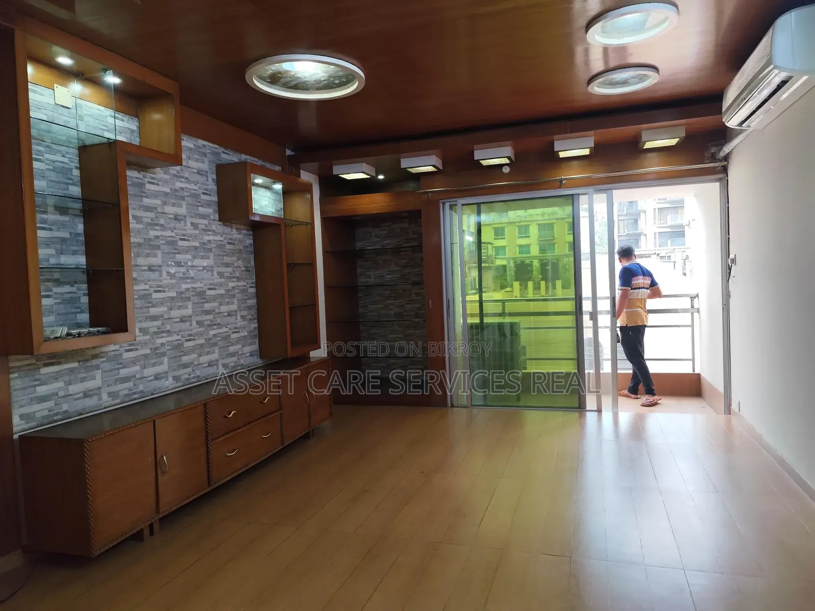 3200-Sqft Office Space for Rent in Baridhara Diplomatic Zone in Baridhara