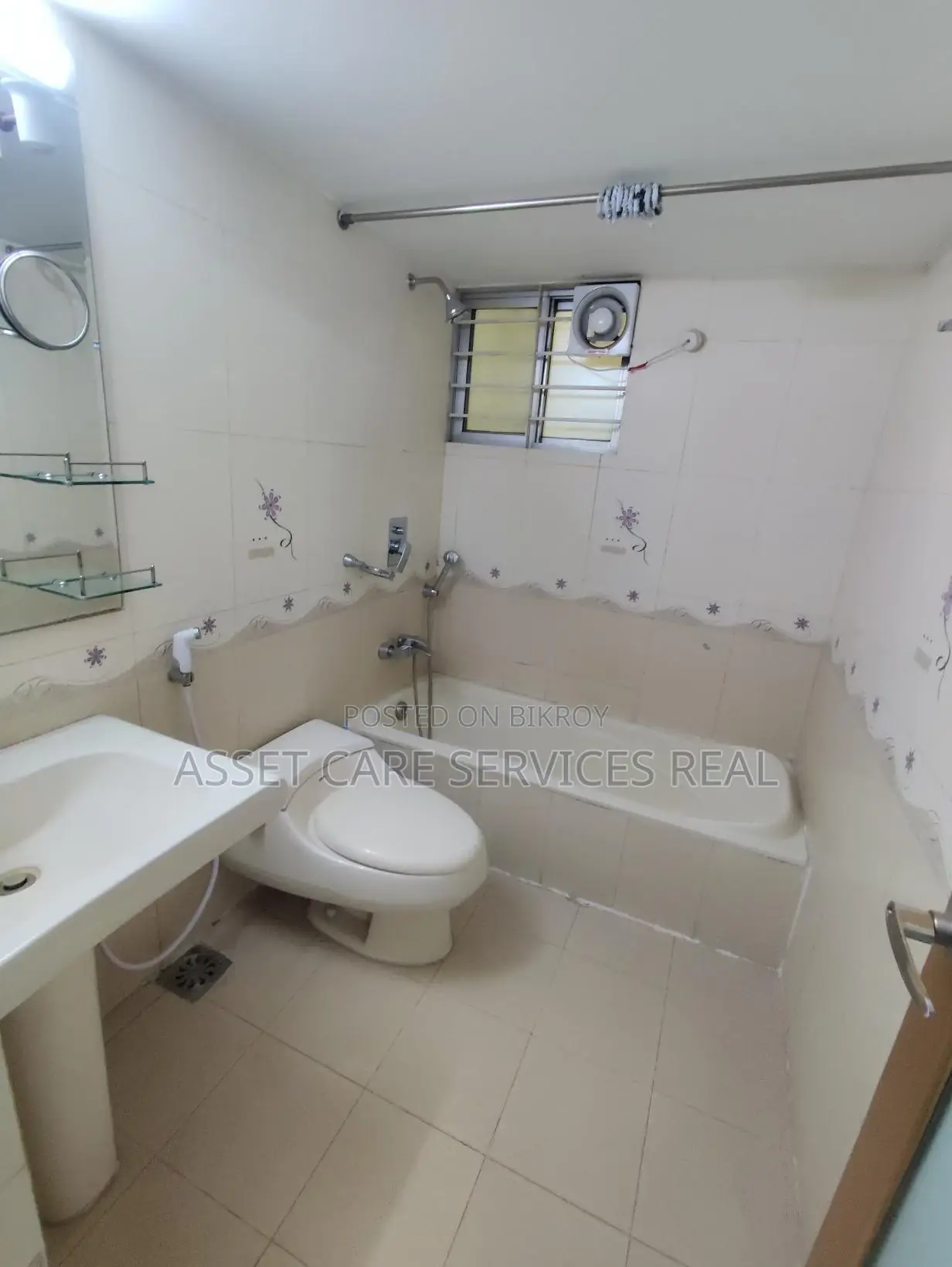 3200-Sqft Office Space for Rent in Baridhara Diplomatic Zone in Baridhara