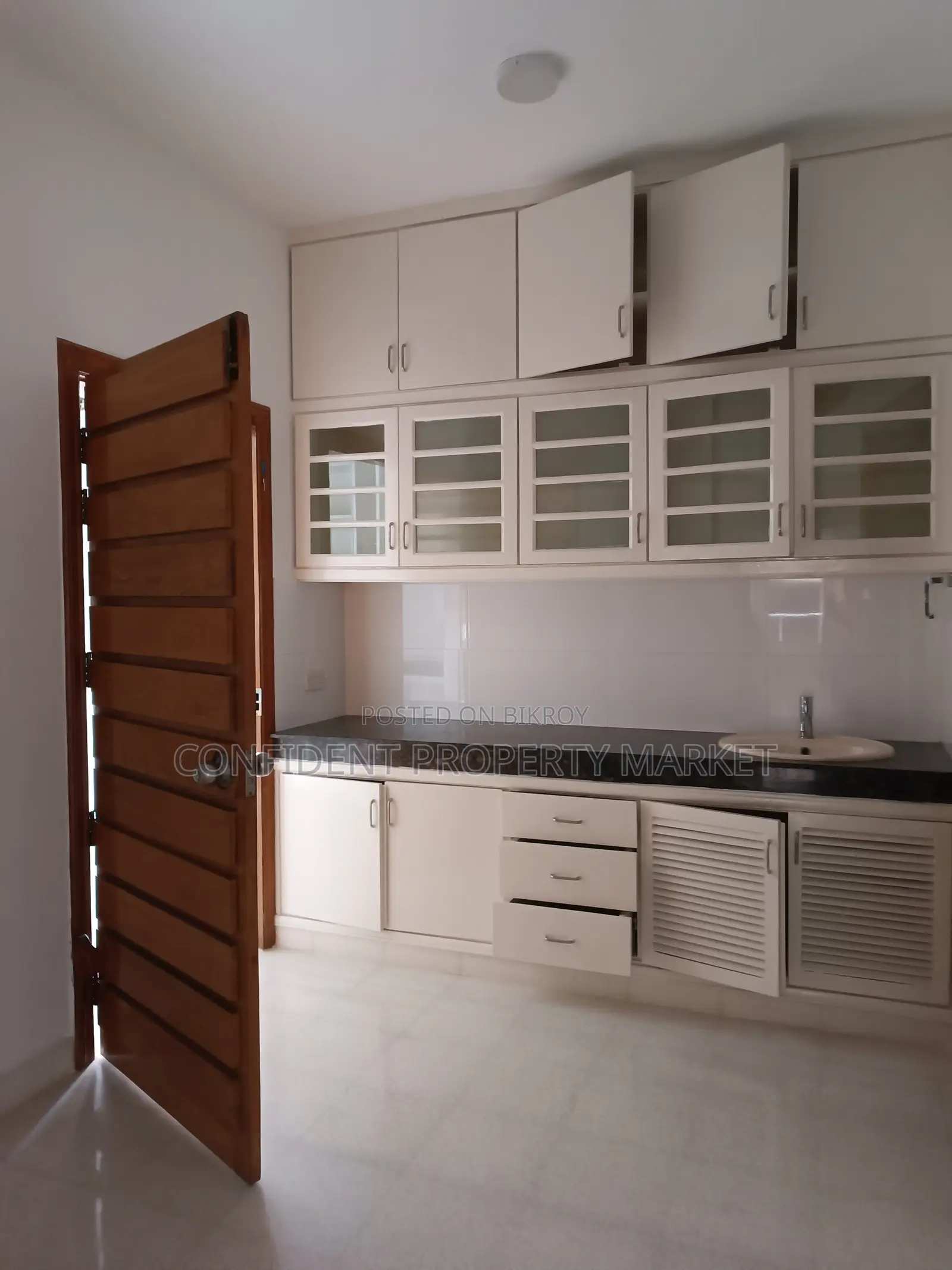 Flat For Rent In Baridhara in Baridhara