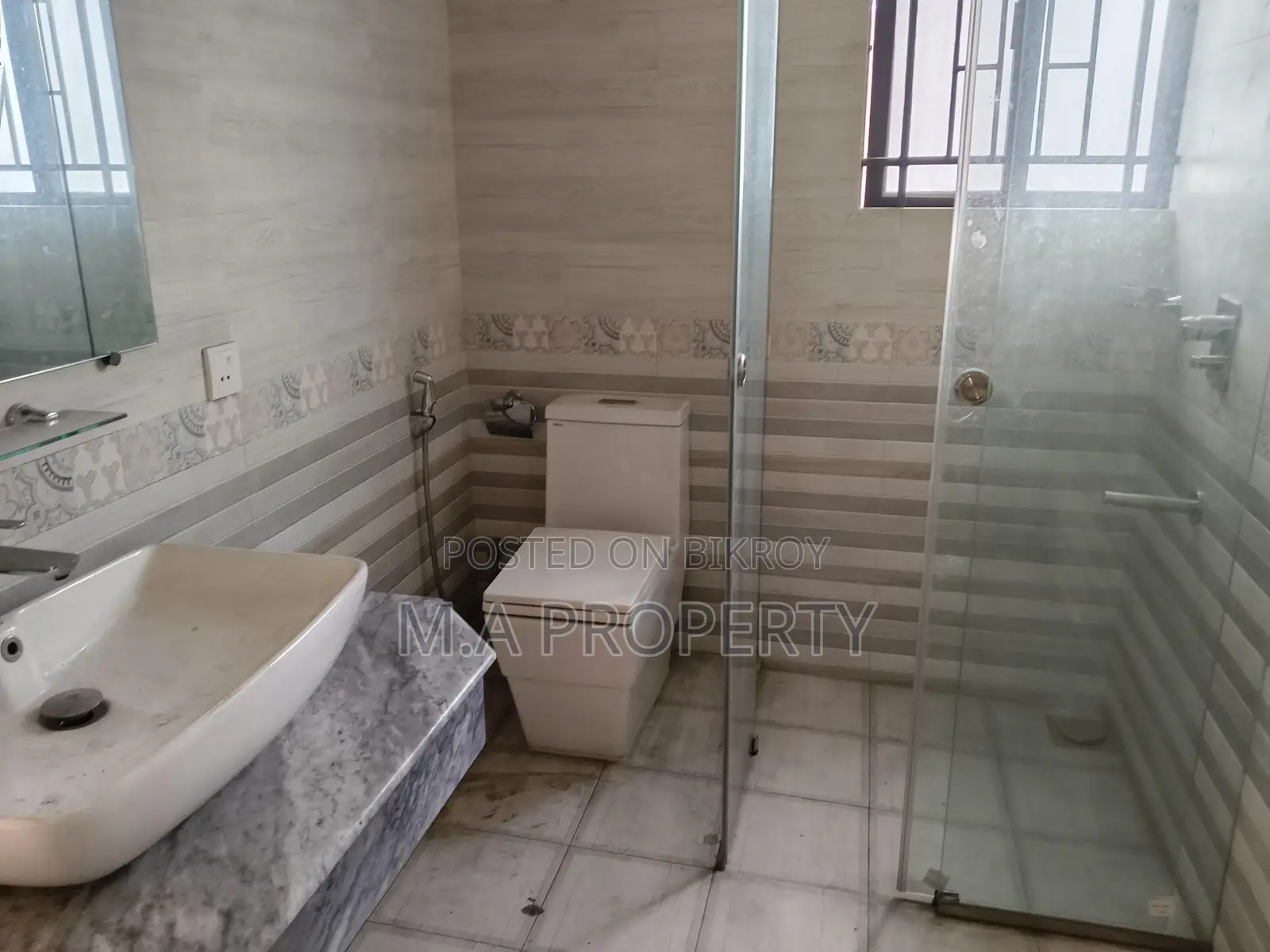 Baridhara 5200sqft 4-Bed Apartment Rent in Baridhara
