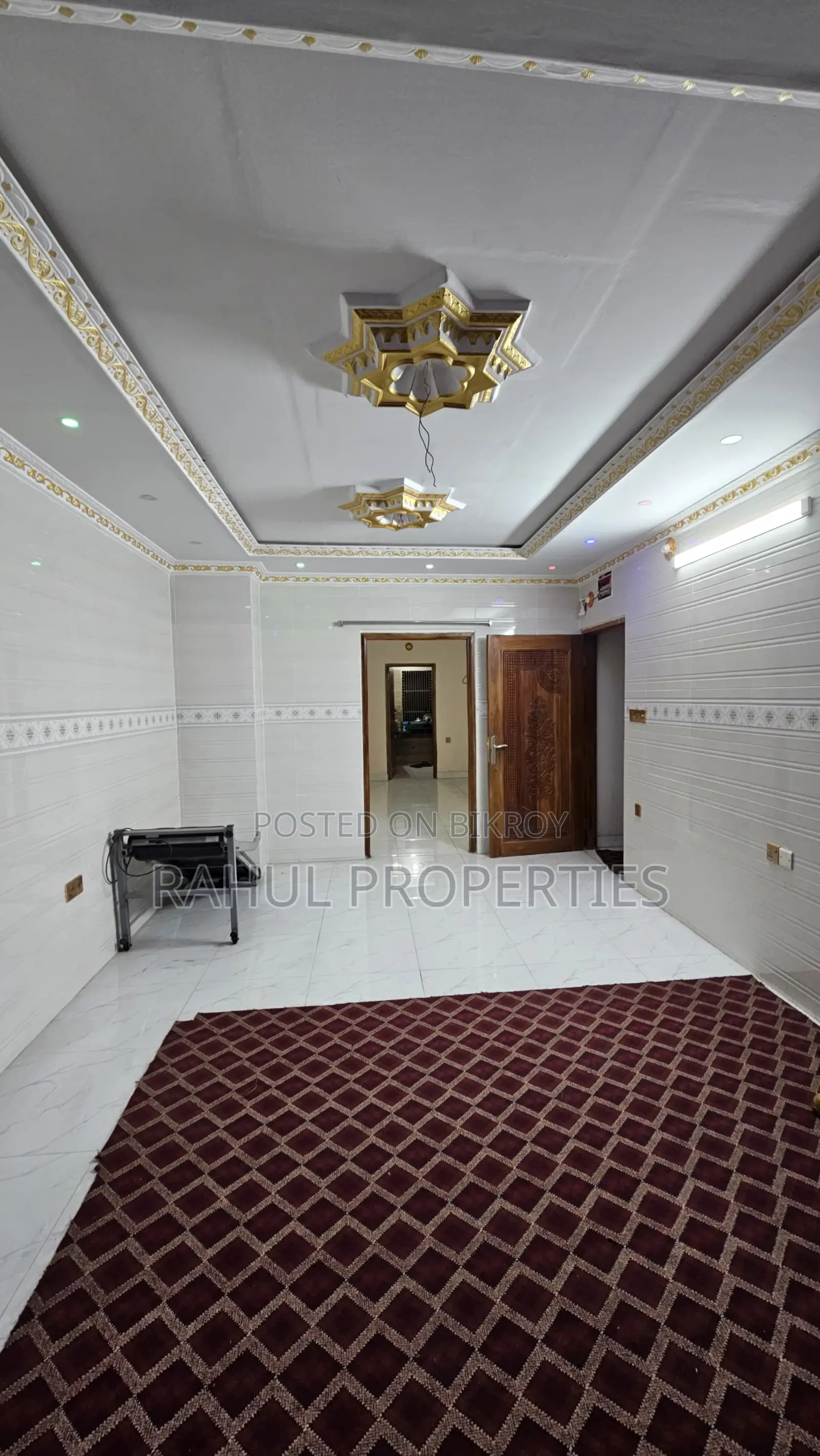 South Bonosree [ 2620 sq ft ] Ready Flat for Sale. in Banasree