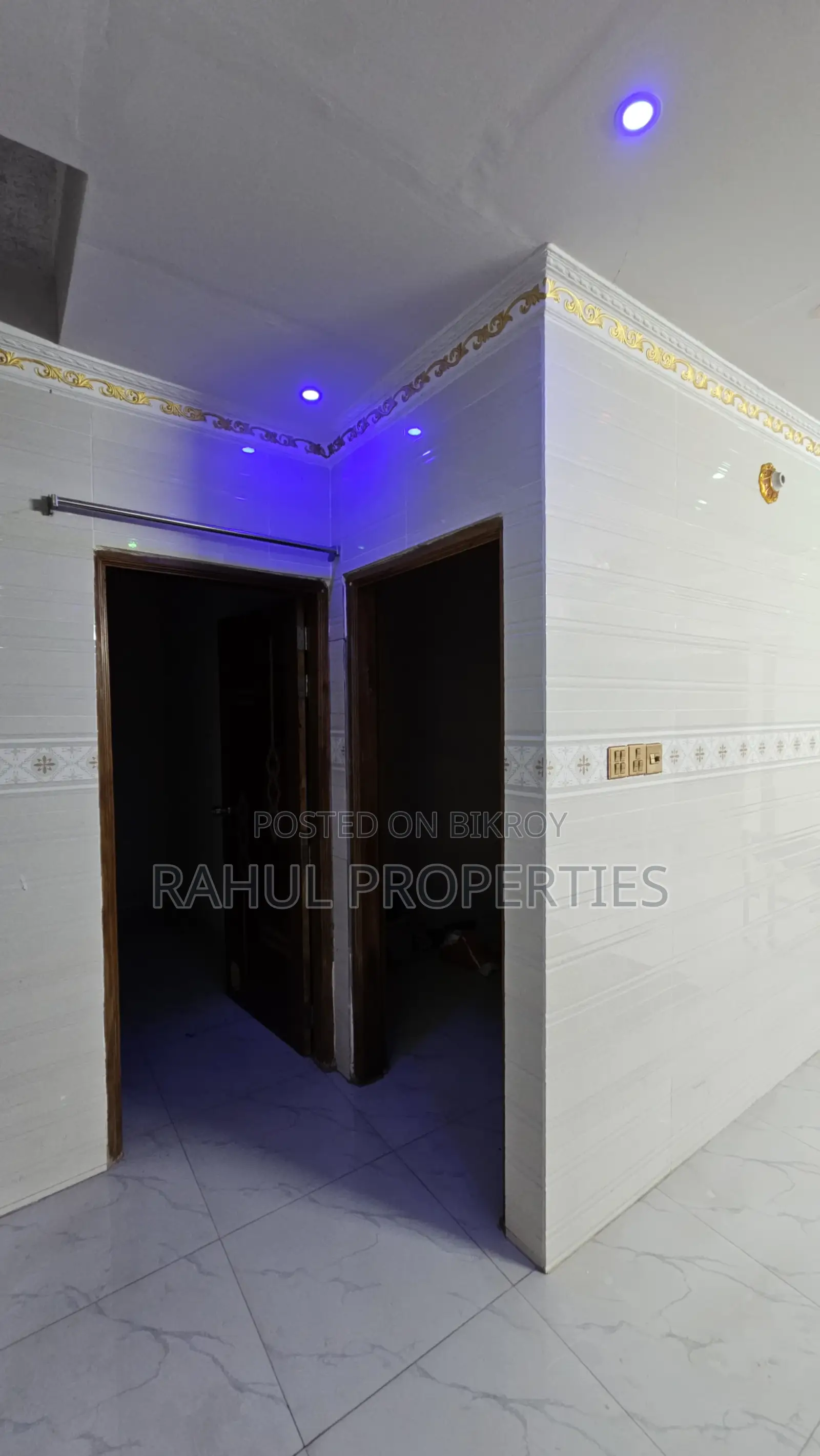 South Bonosree [ 2620 sq ft ] Ready Flat for Sale. in Banasree