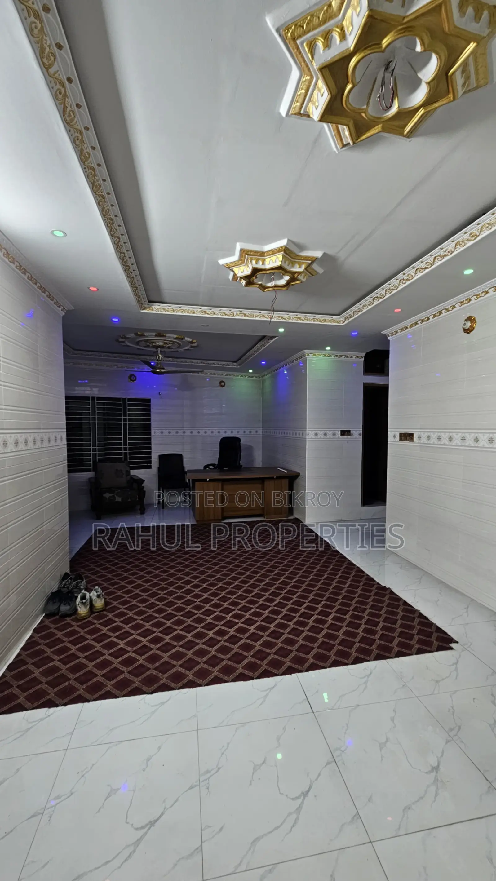 South Bonosree [ 2620 sq ft ] Ready Flat for Sale. in Banasree