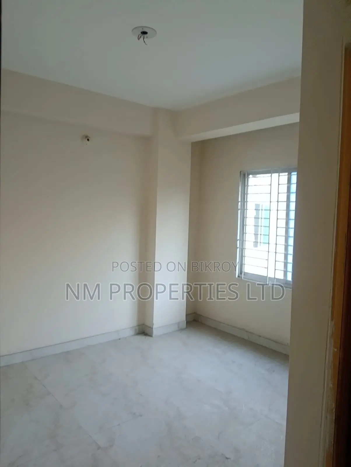 Prime Location Ready Flat for Sale in Shewrapara, Mirpur in Mirpur