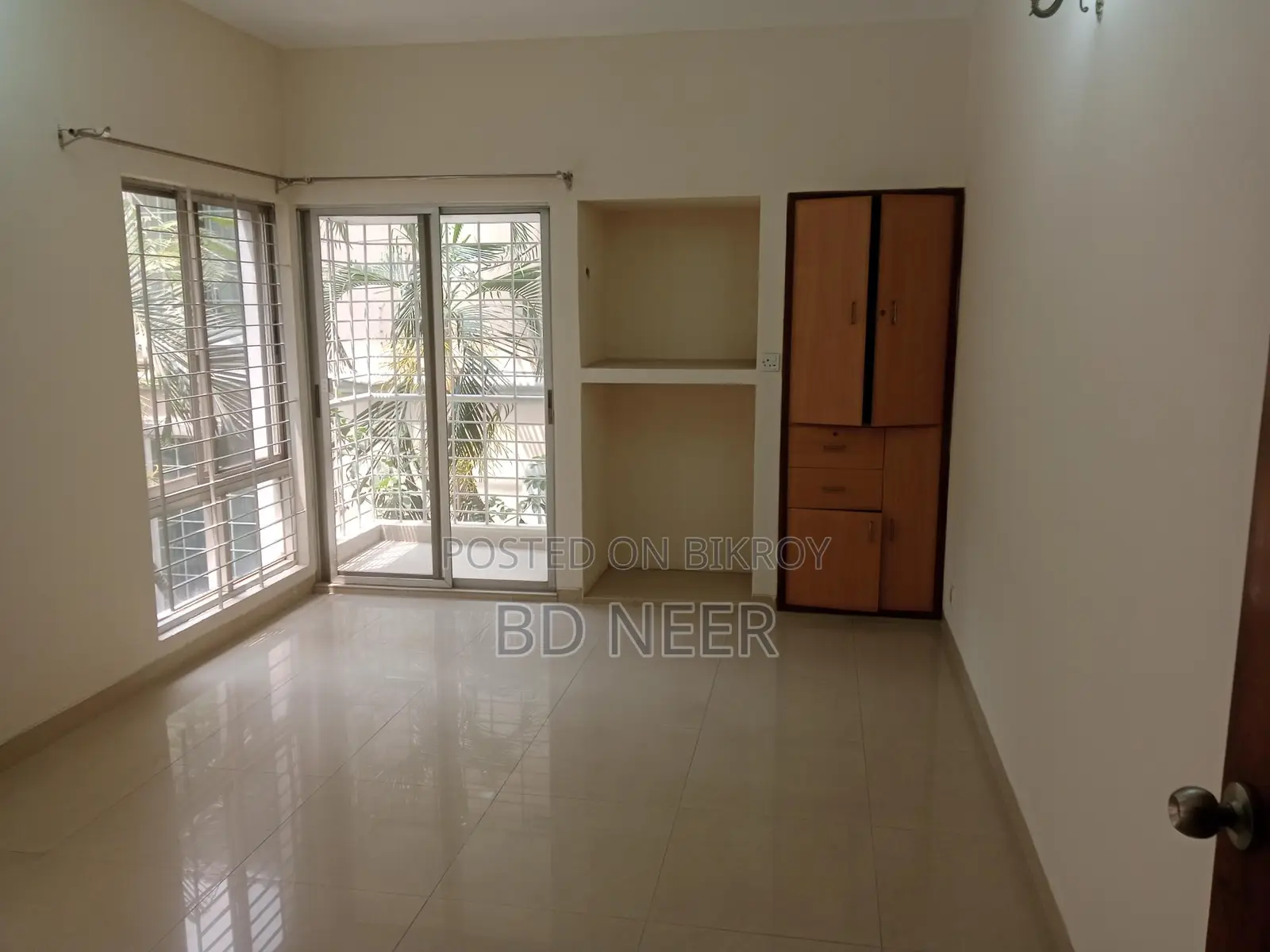 Lake view 3 Bed room apt rent in Gulshan 2 in Gulshan