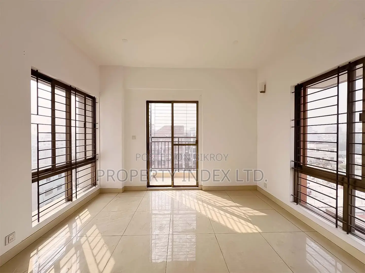 Spacious 2220 Sqft Apartment for Sale in Sector 4 in Uttara