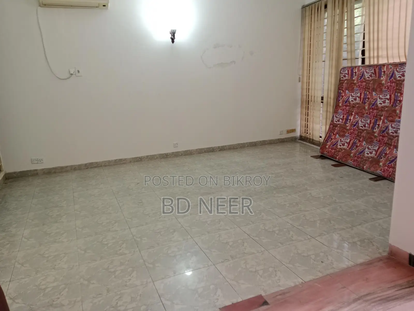 Duplex semi furnish apt rent in Gulshan in Gulshan