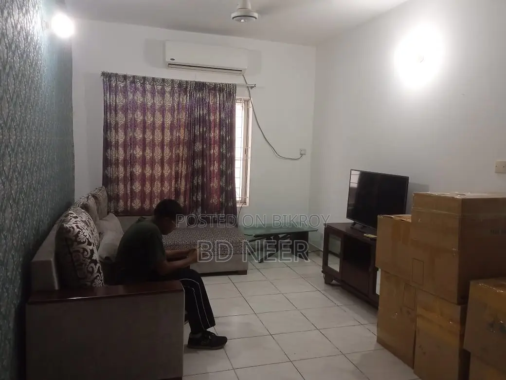 so good fully furnish 3 Bed room apt rent in Gulshan in Gulshan