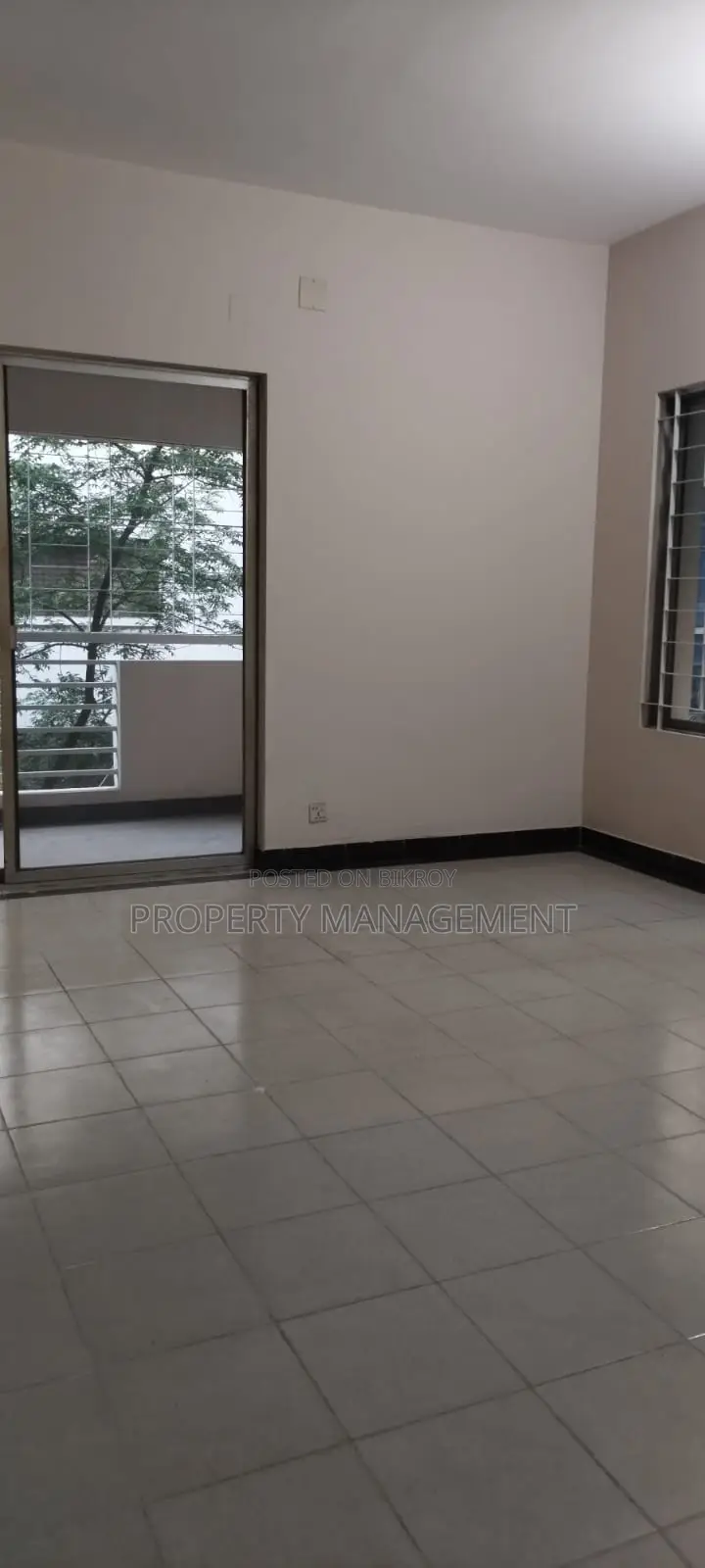 2300Sqft Office Space for Rent in Gulshan with a Nice View in Gulshan