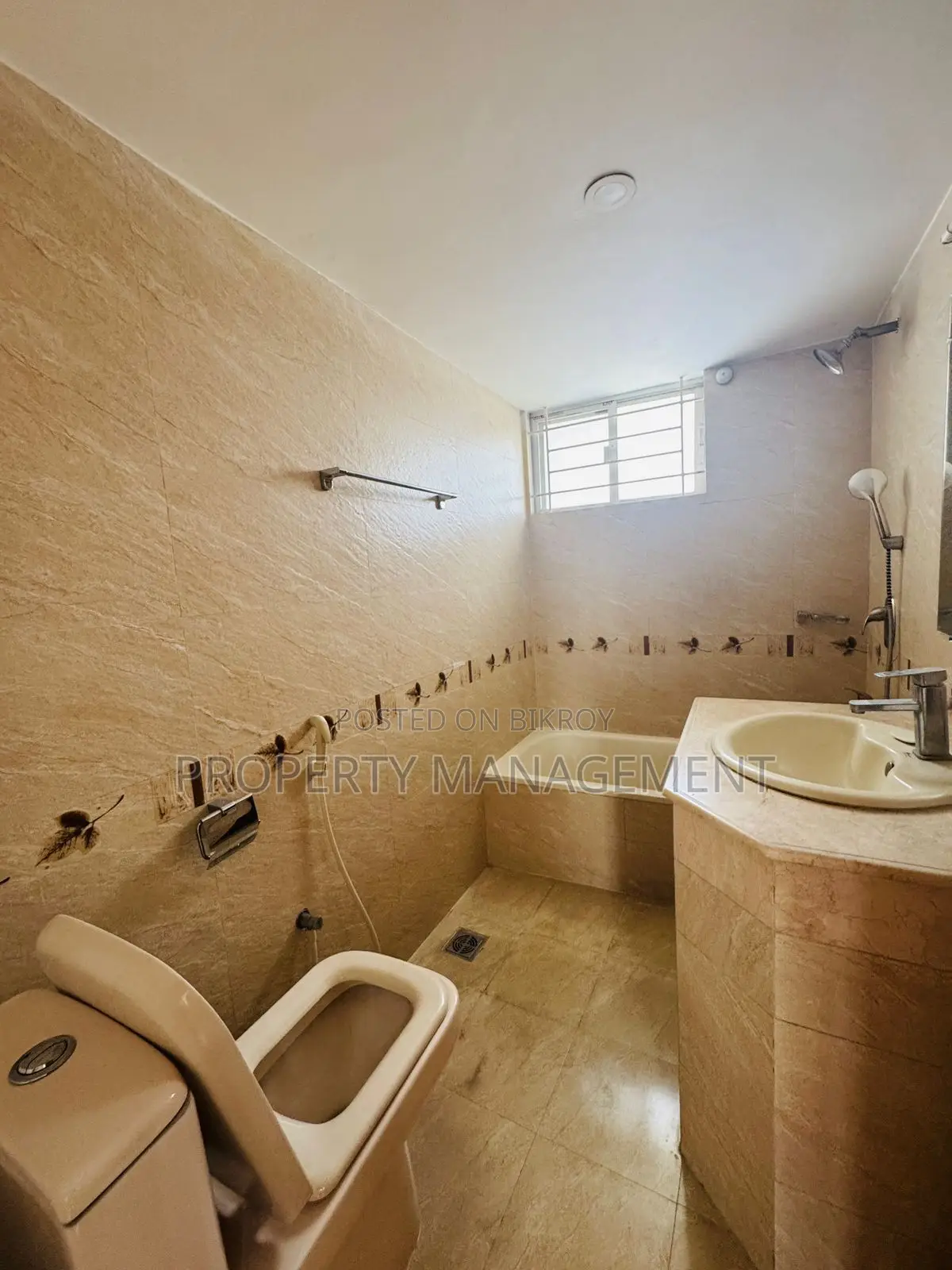 2300Sqft New Building for Office Space Rent Gulshan Nice View in Gulshan