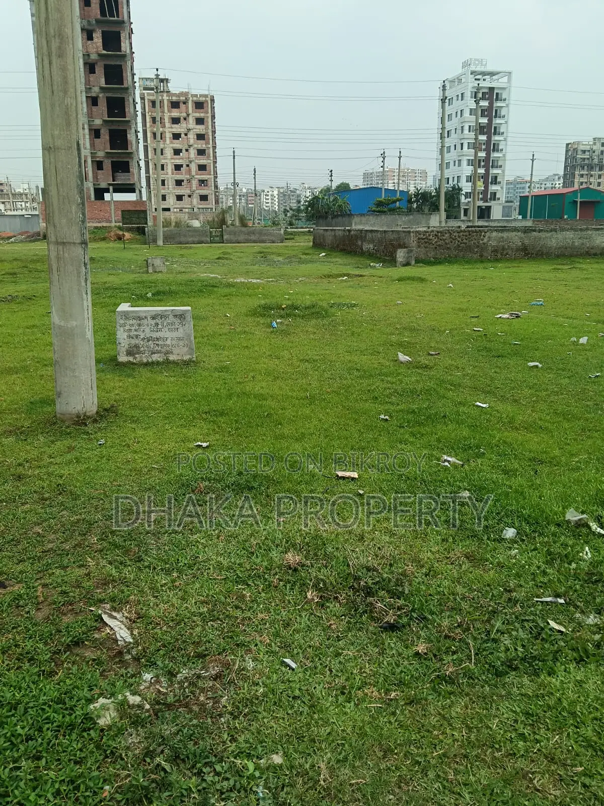60ft Rd 3 Katha Metro Station Sector-17/B in Uttara