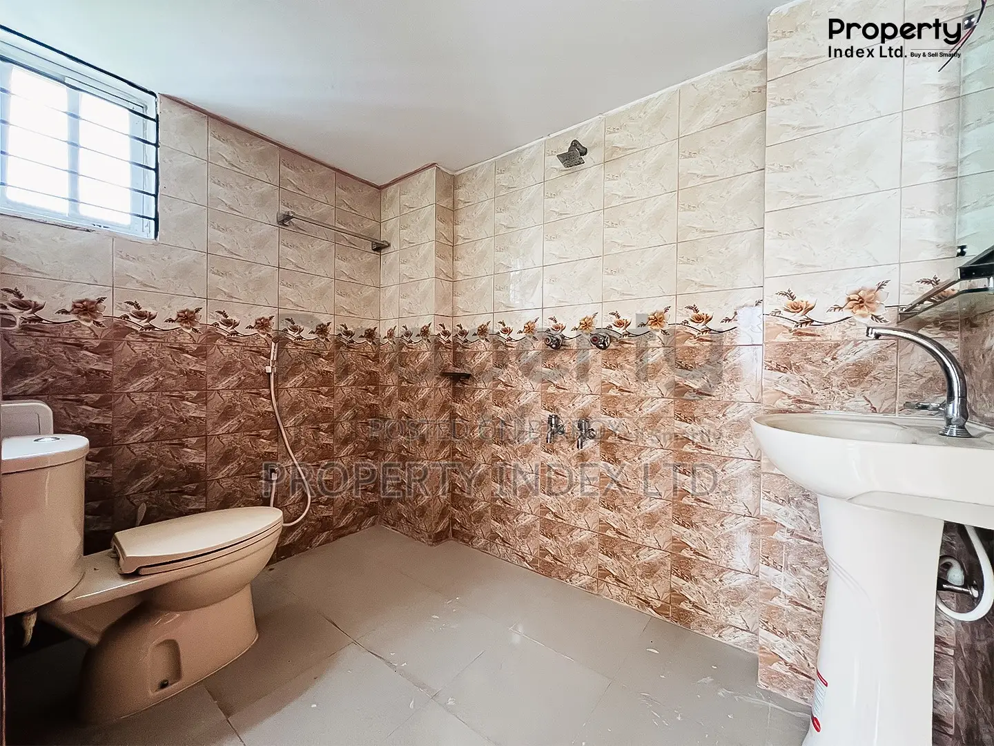 Flat For Sale! 1575sqft Apartment At Bashundhara R/a, Block L in Basundhara