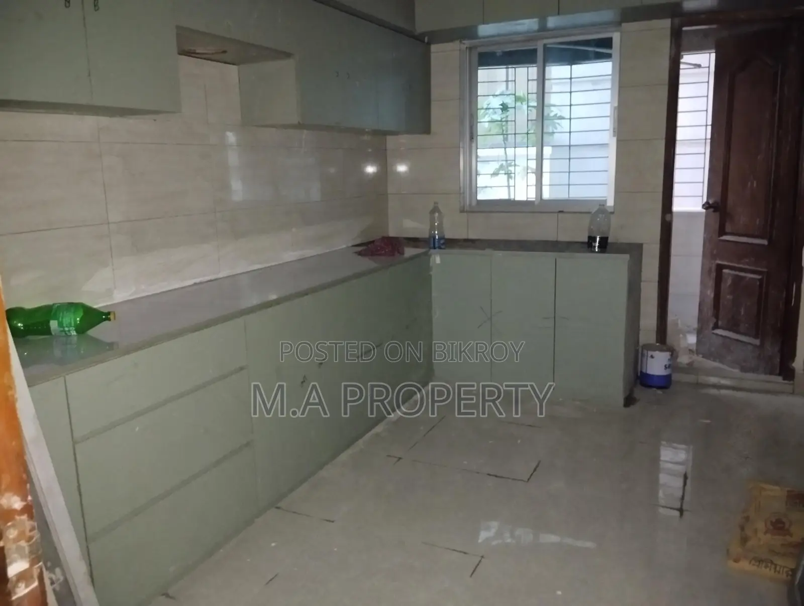 4 BED OFFICE APARTMENT RENT IN GULSHAN 2 MEDDLE in Gulshan