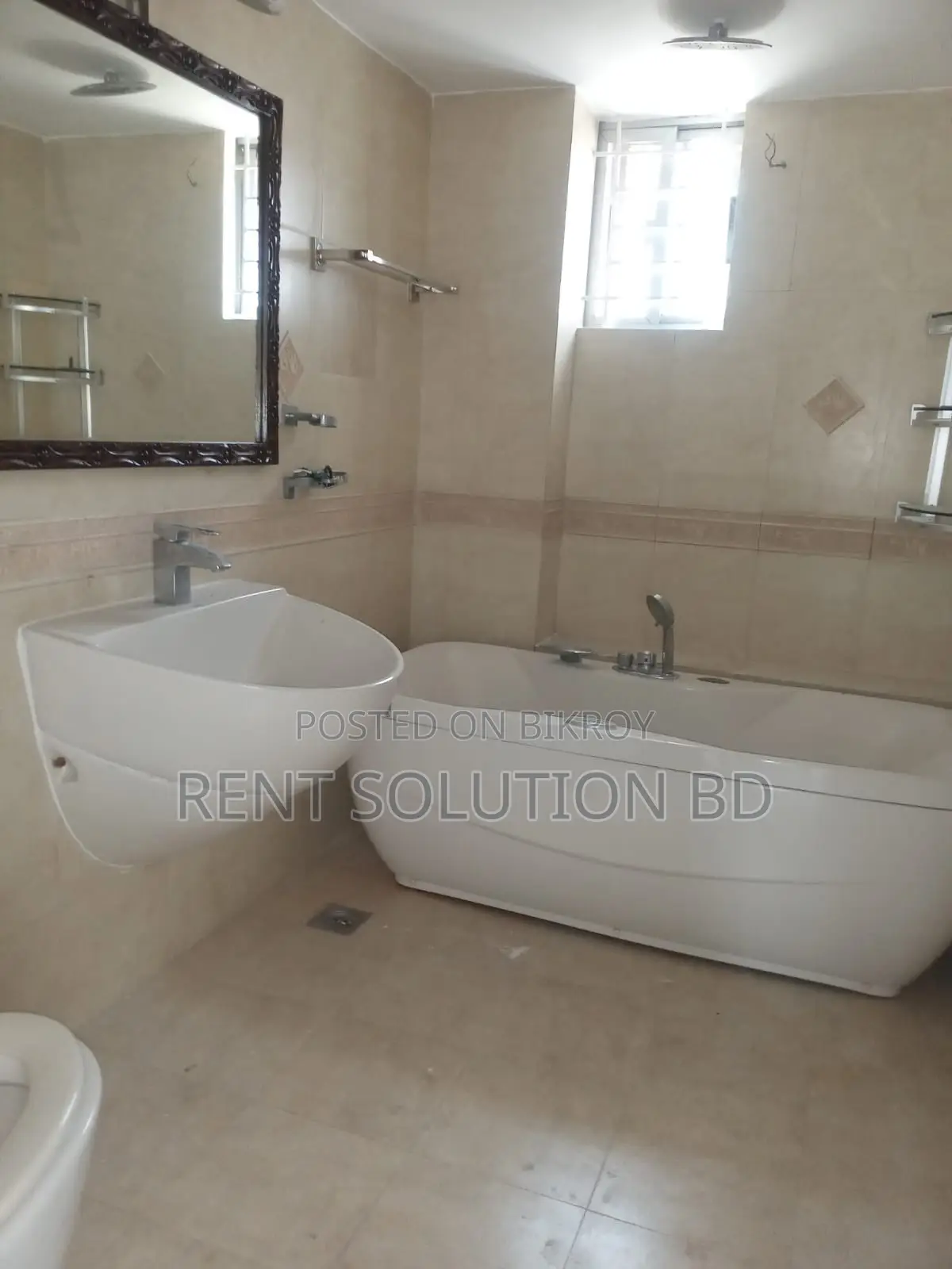 3000 sqft office space rent in Gulshan 1 in Gulshan