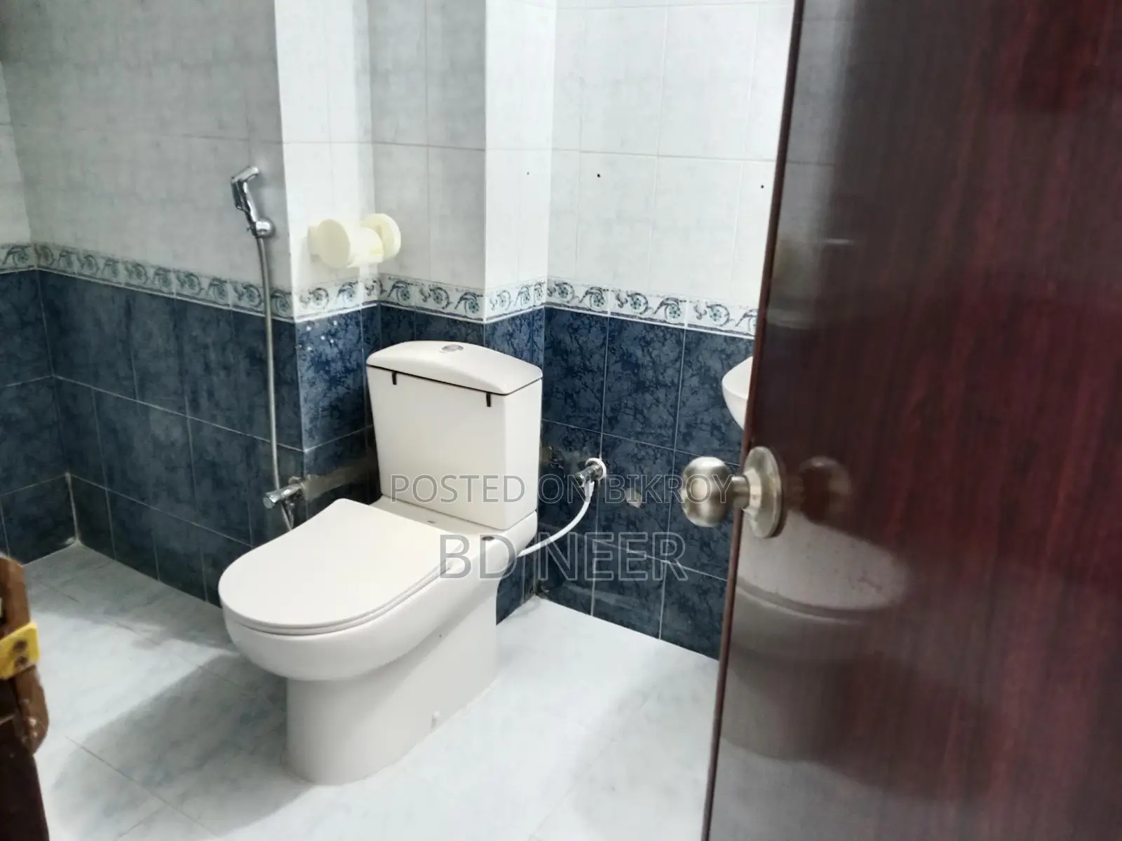 unfurnish apt rent in banani in Banani