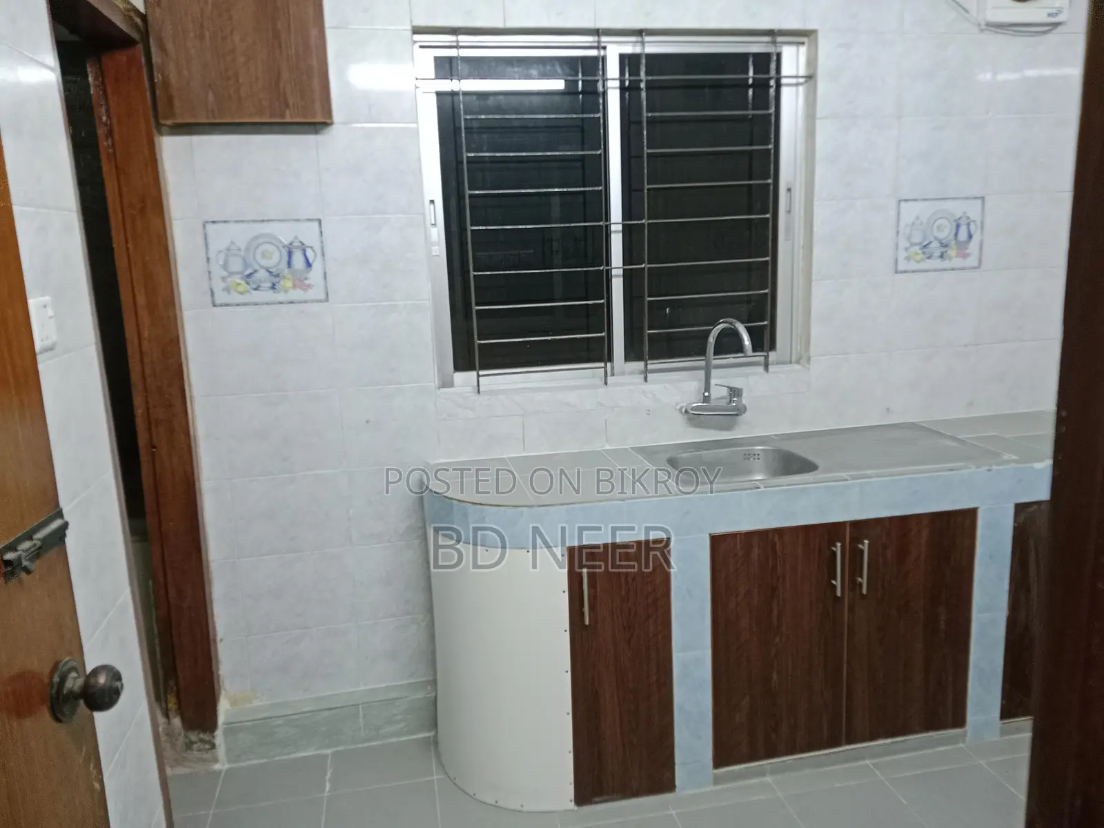 unfurnish apt rent in banani in Banani