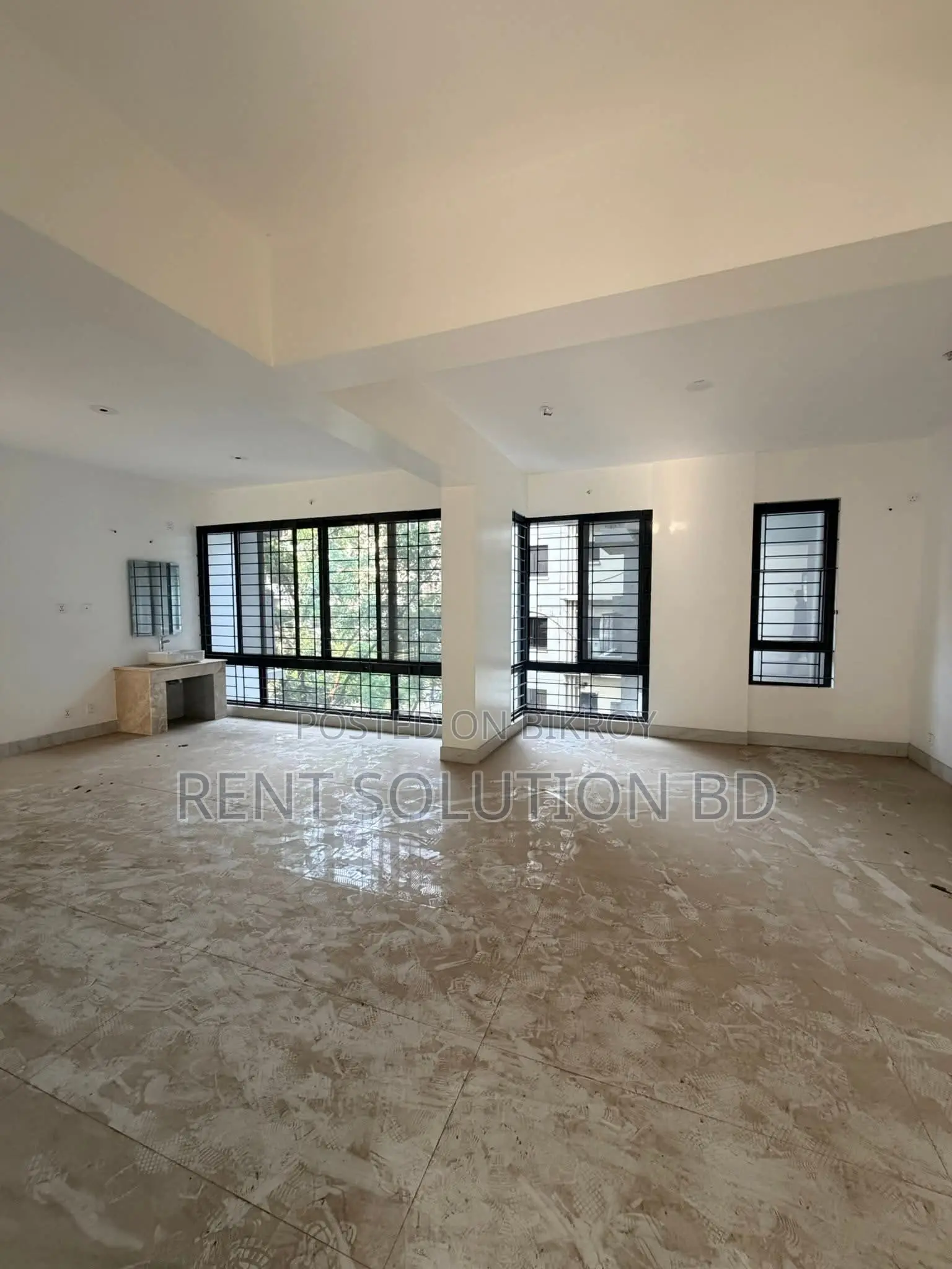 Gym swimming facilities Apartment in Gulshan 1 new in Gulshan