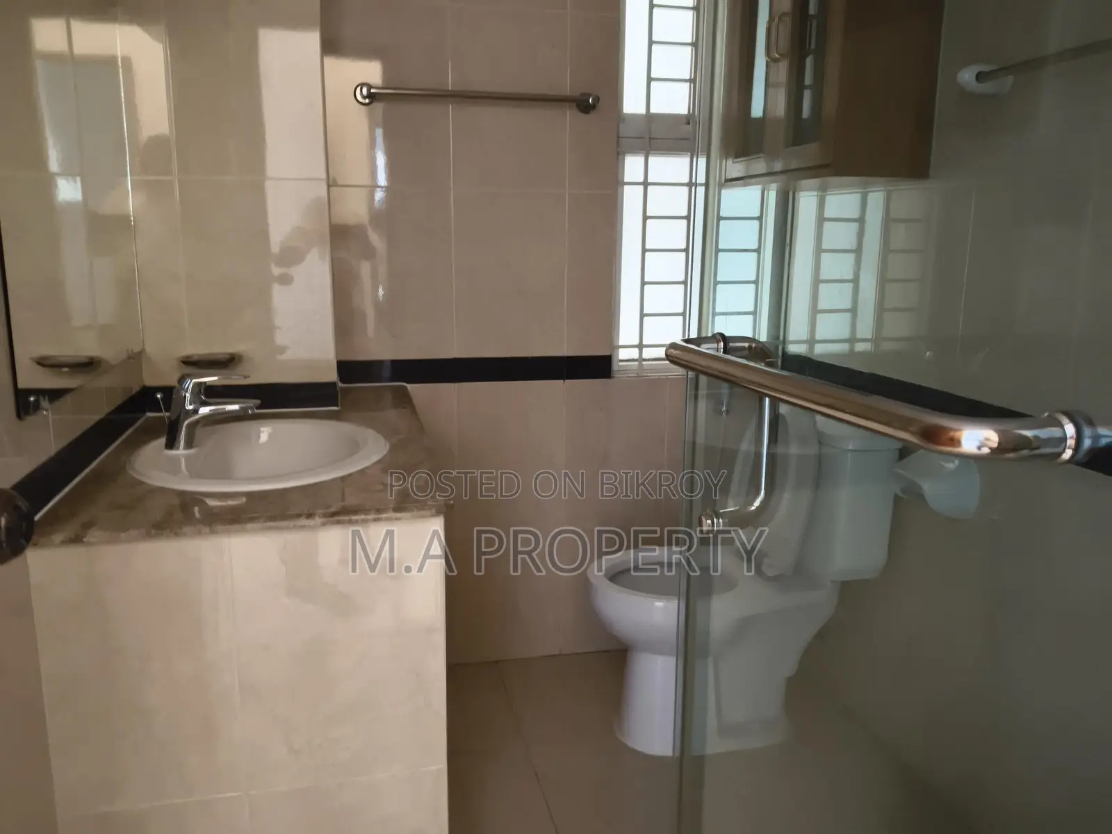 Rent Apartment 4-Bed, 4-Baths, 4000 sqft, 2-Carpark, Gulshan-2 in Gulshan