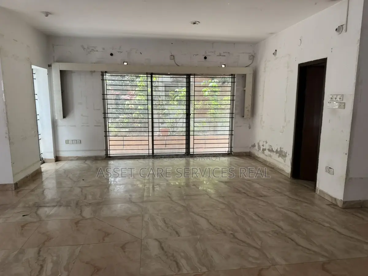 Excellent Open Office Space Rent in Gulshan circle-1 Near in Gulshan