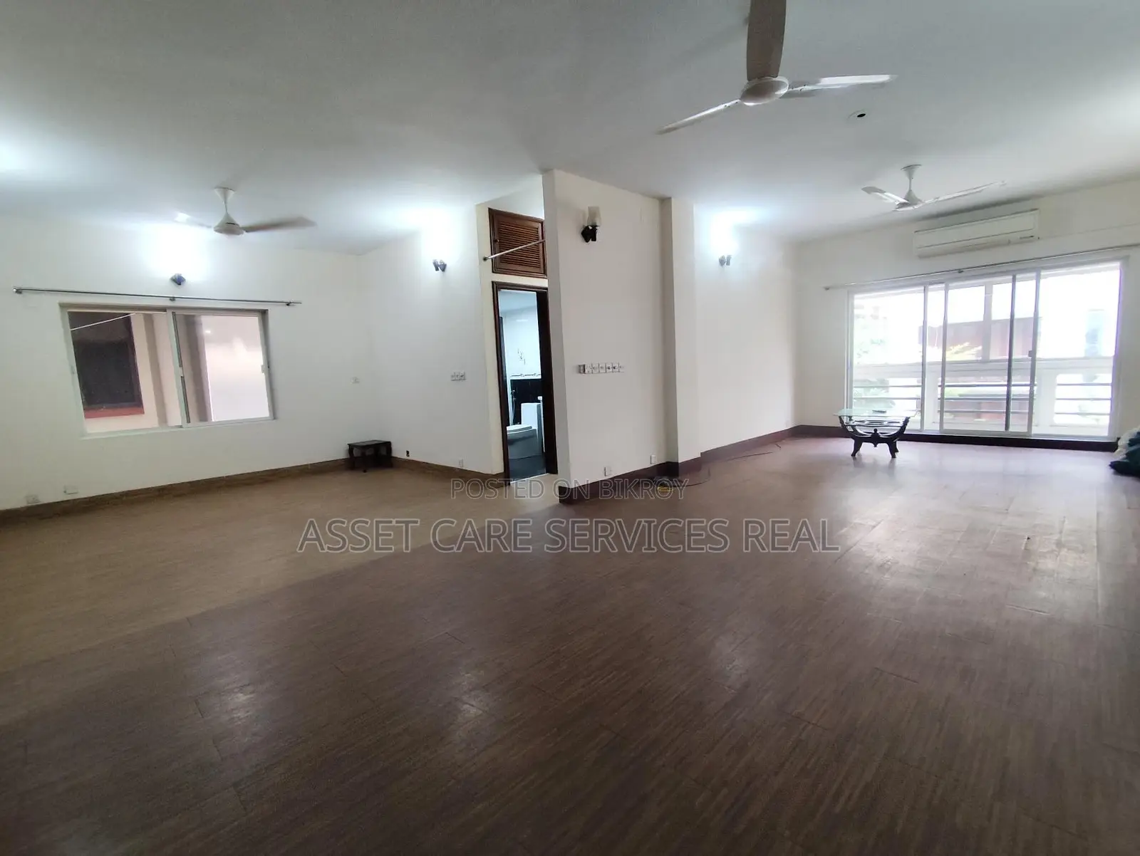 Un-Furnished 3Bed Exclusive Apartment Rent Baridhara Diplomatic Zone in Baridhara