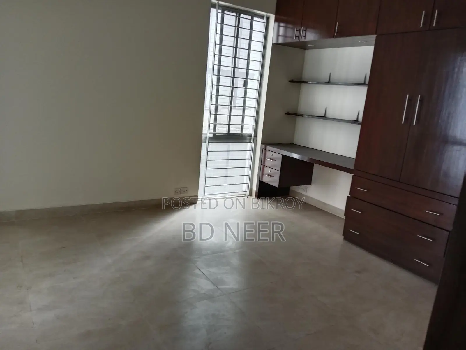 Good Looking 4000 Sq Ft 4 Bed room apt rent in Gulshan in Gulshan